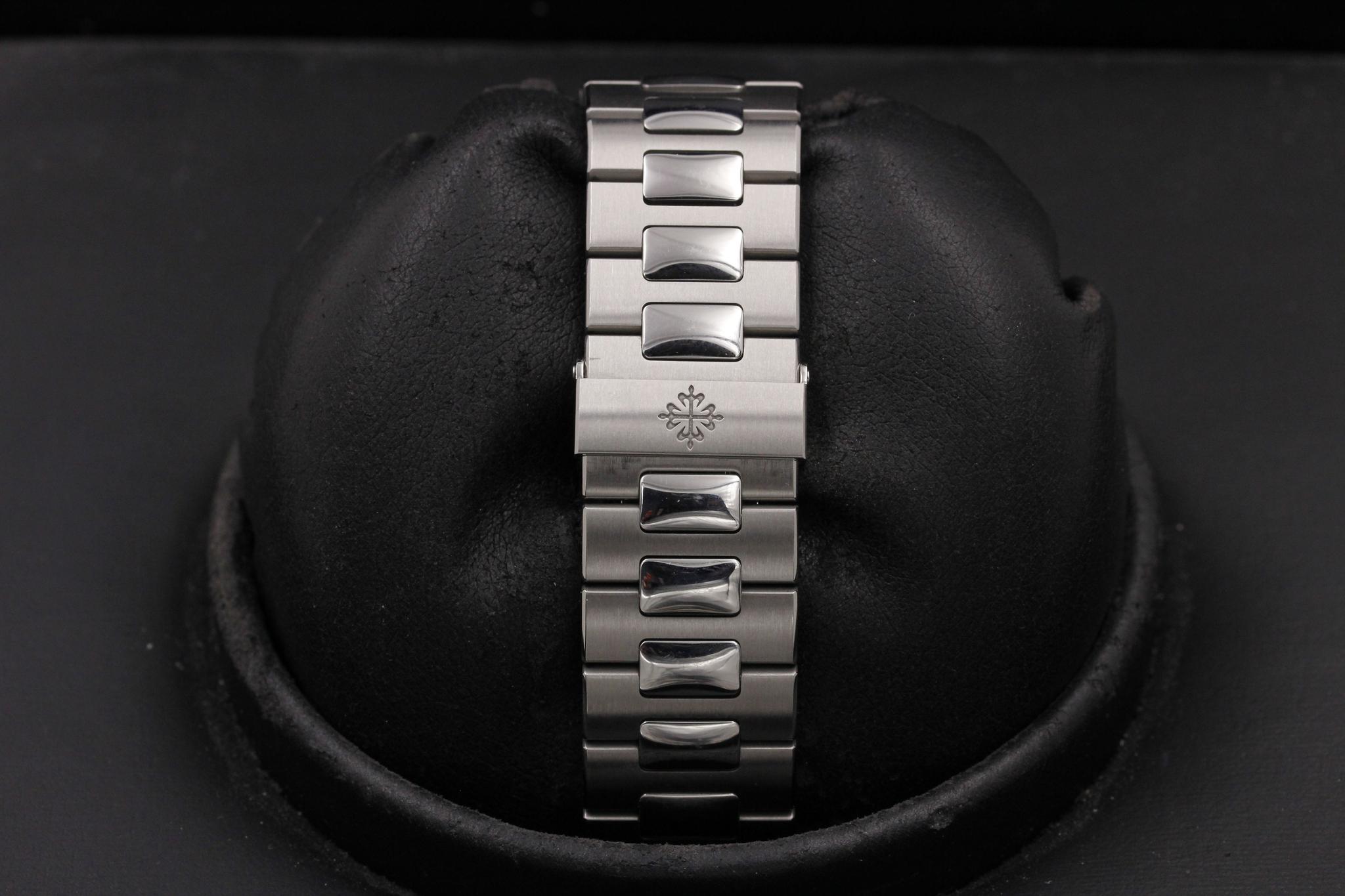 Watch Image 8