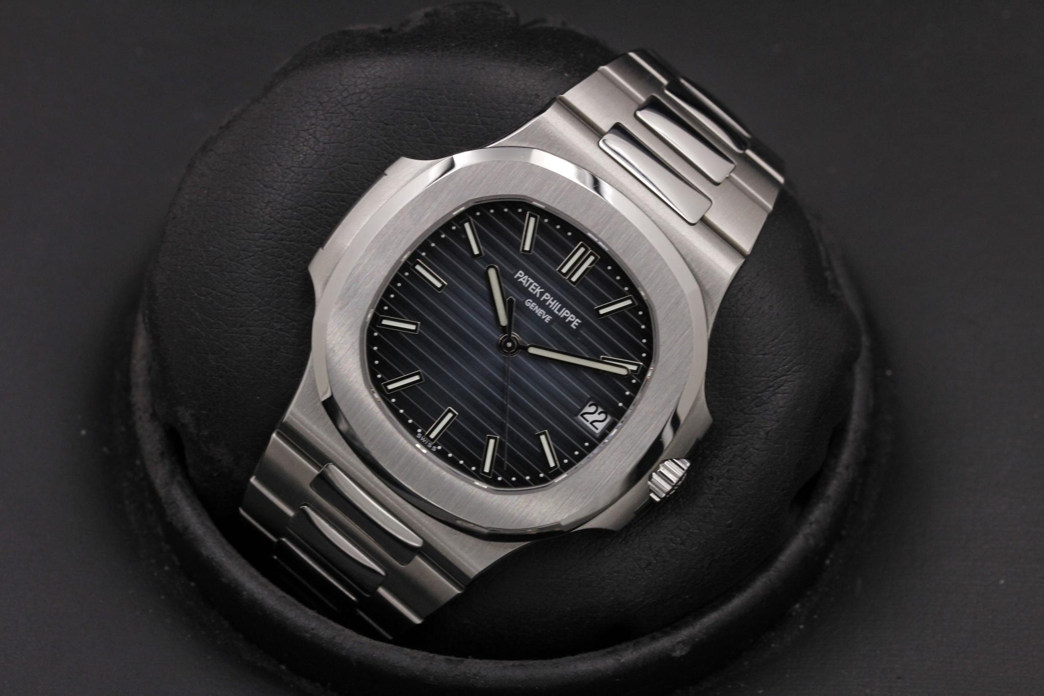 Watch Image 9