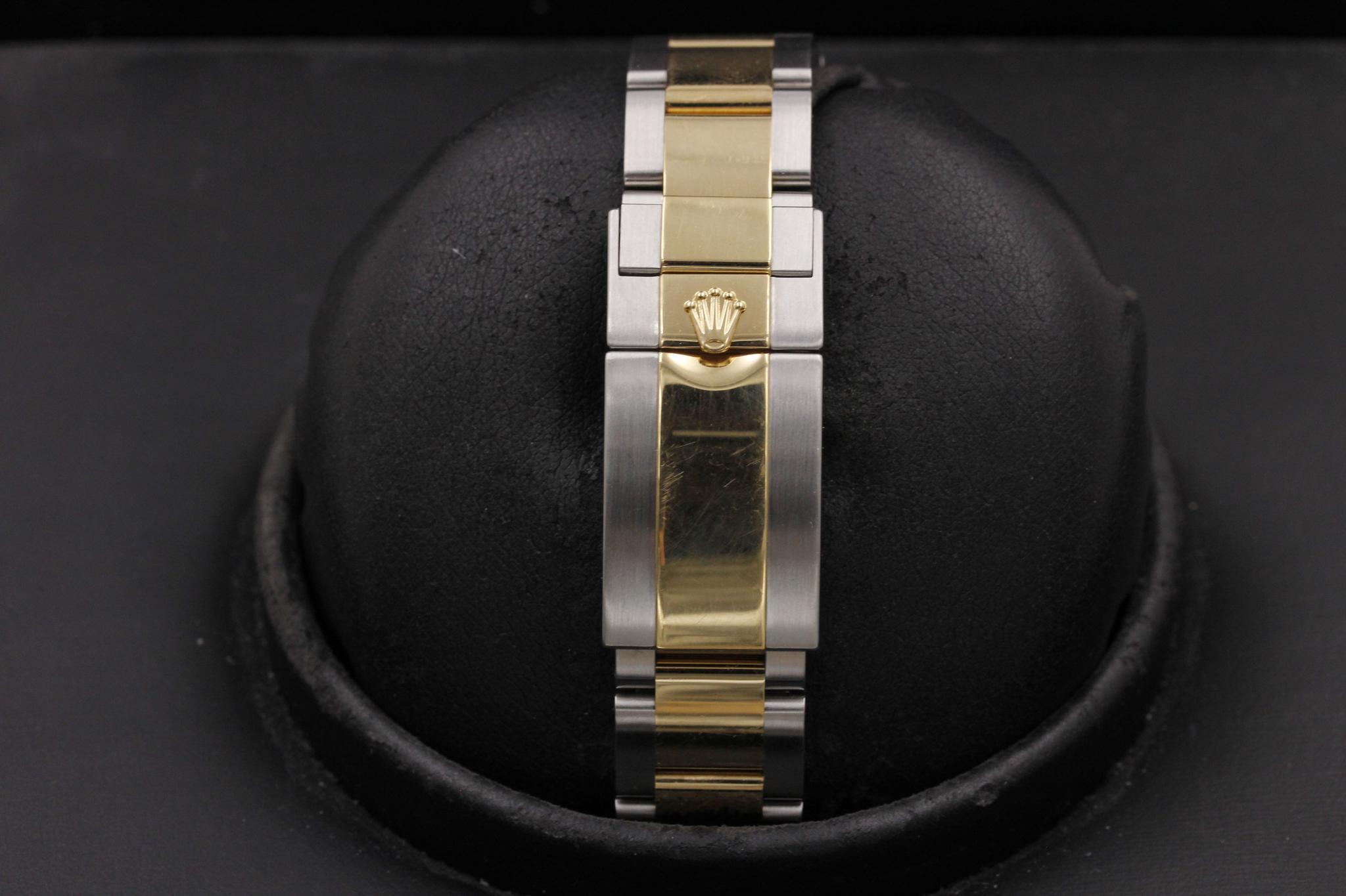 Watch Image 7
