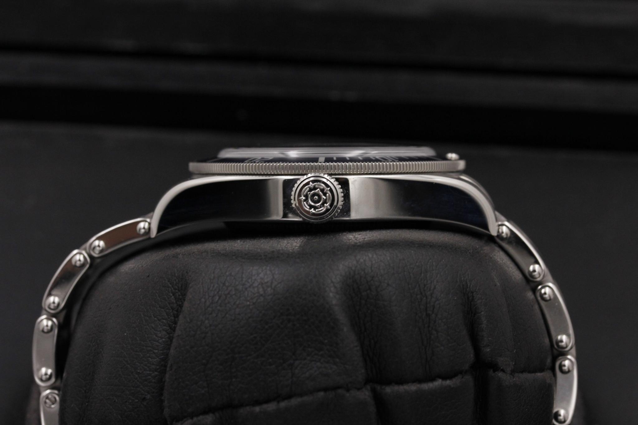 Watch Image 3