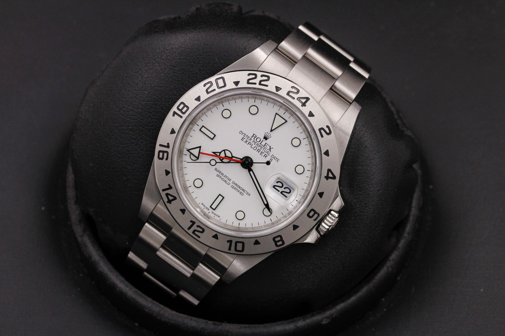 Watch Image 11