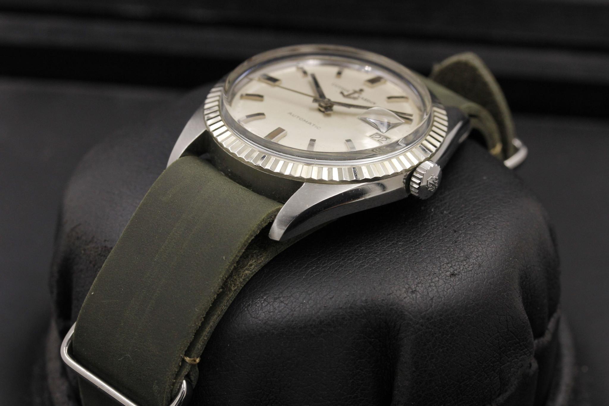 Watch Image 2