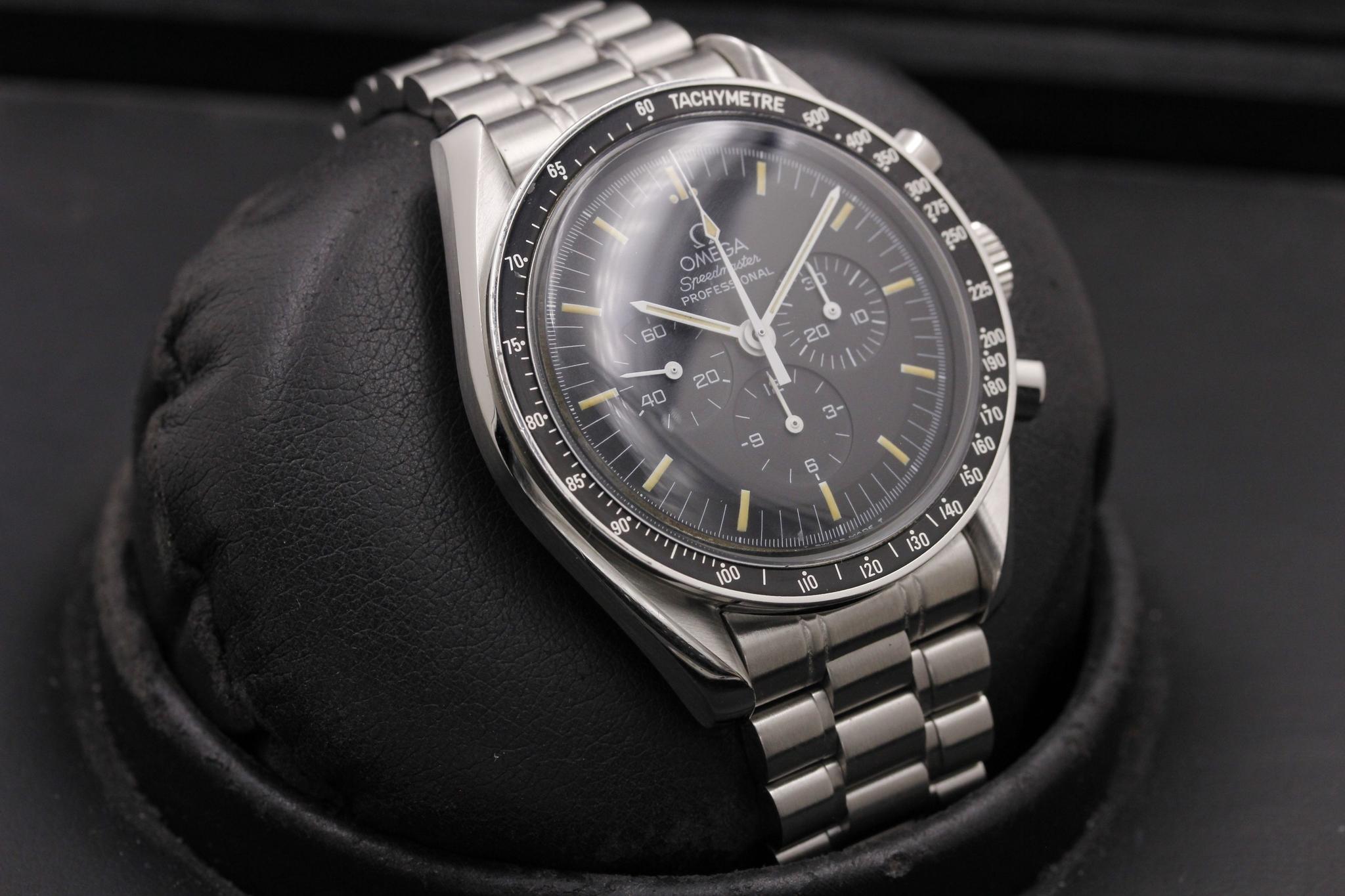 Watch Image 10