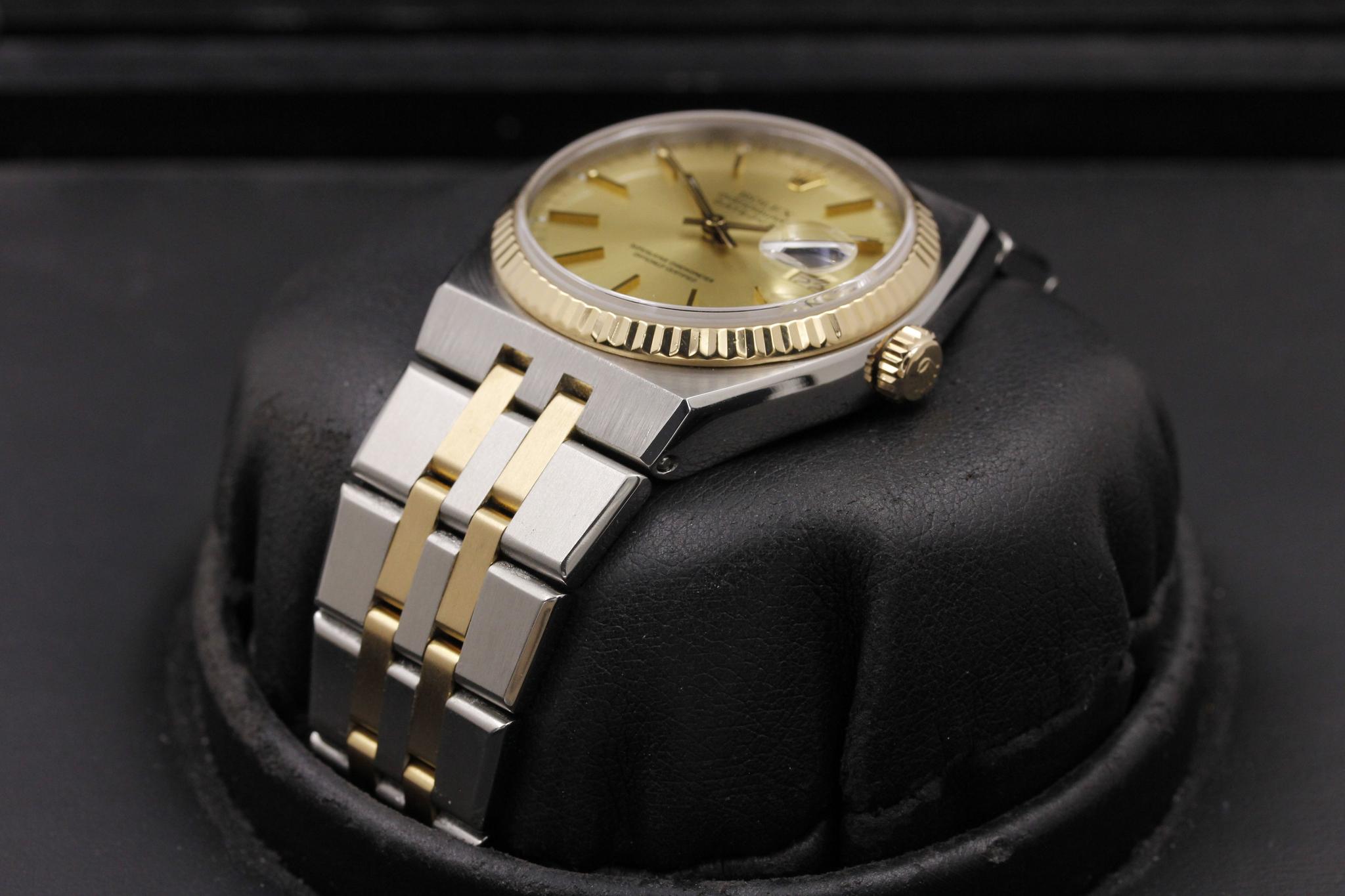 Watch Image 2