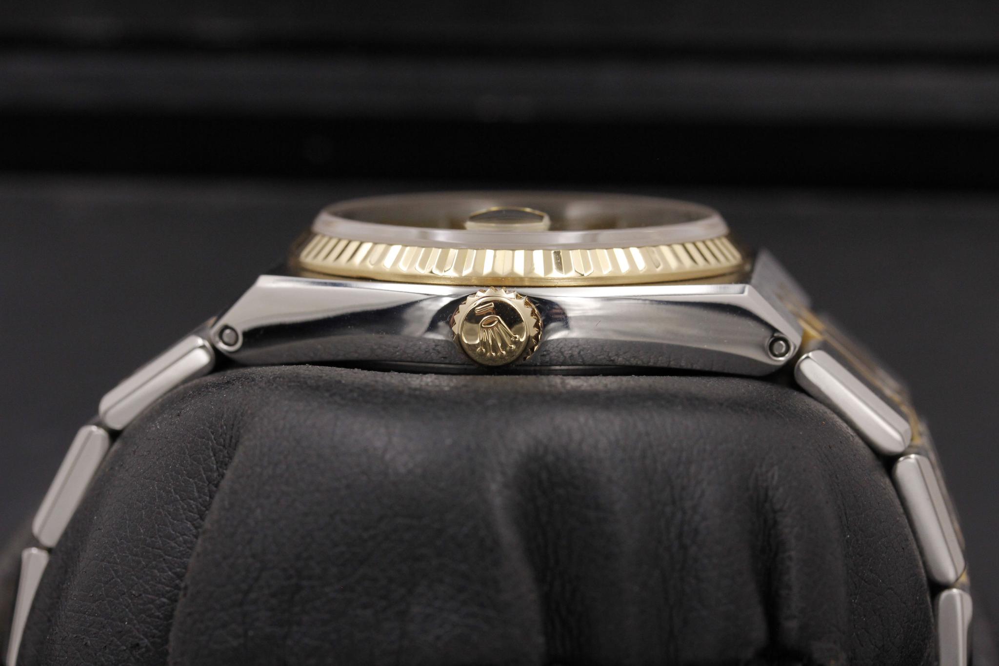 Watch Image 3