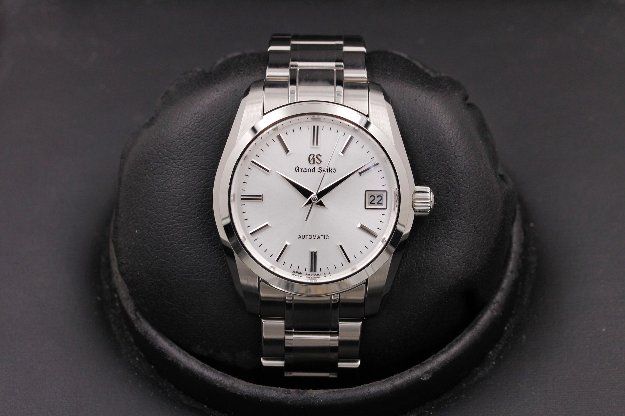 Watch Image 1