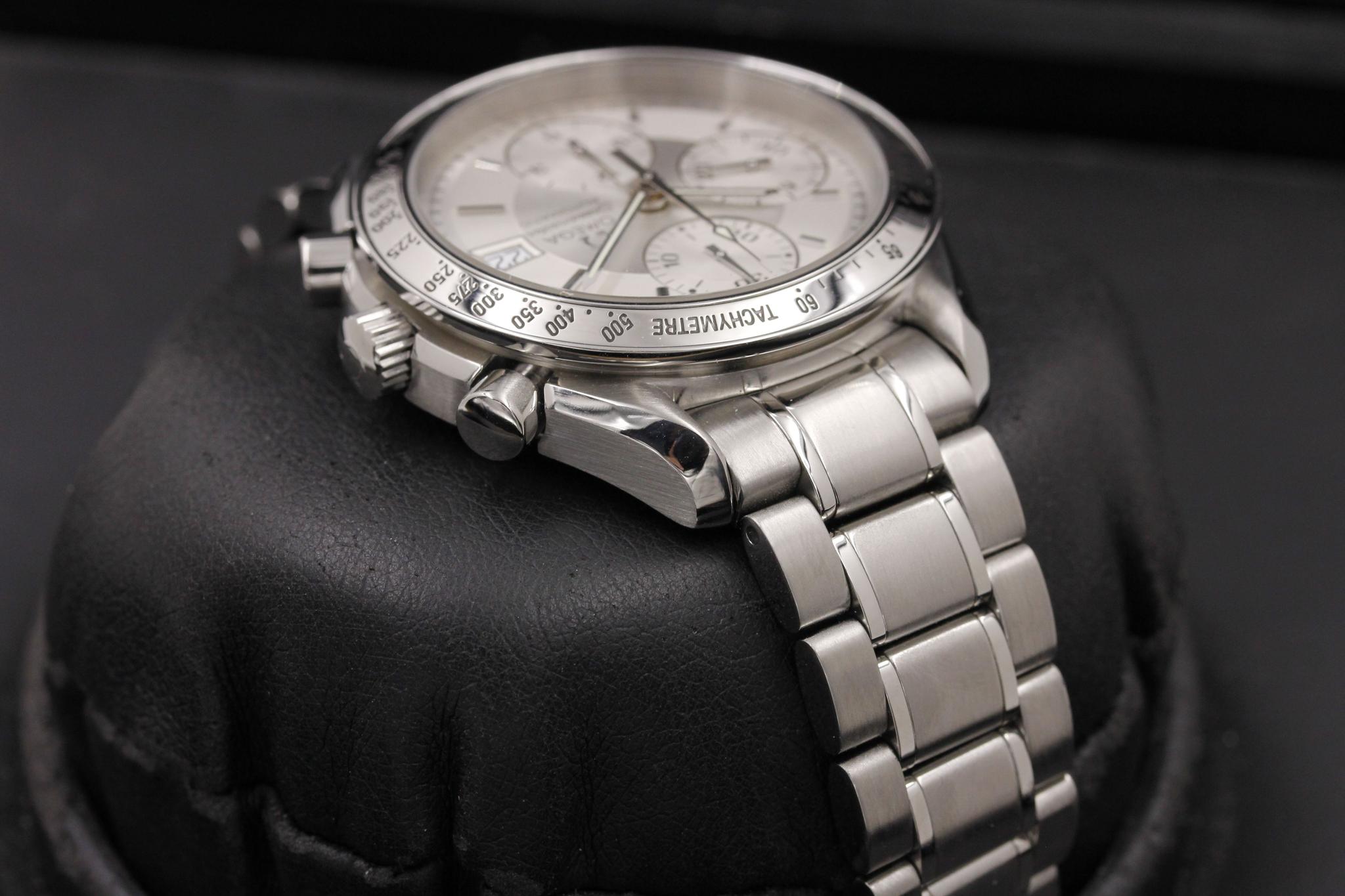 Watch Image 4