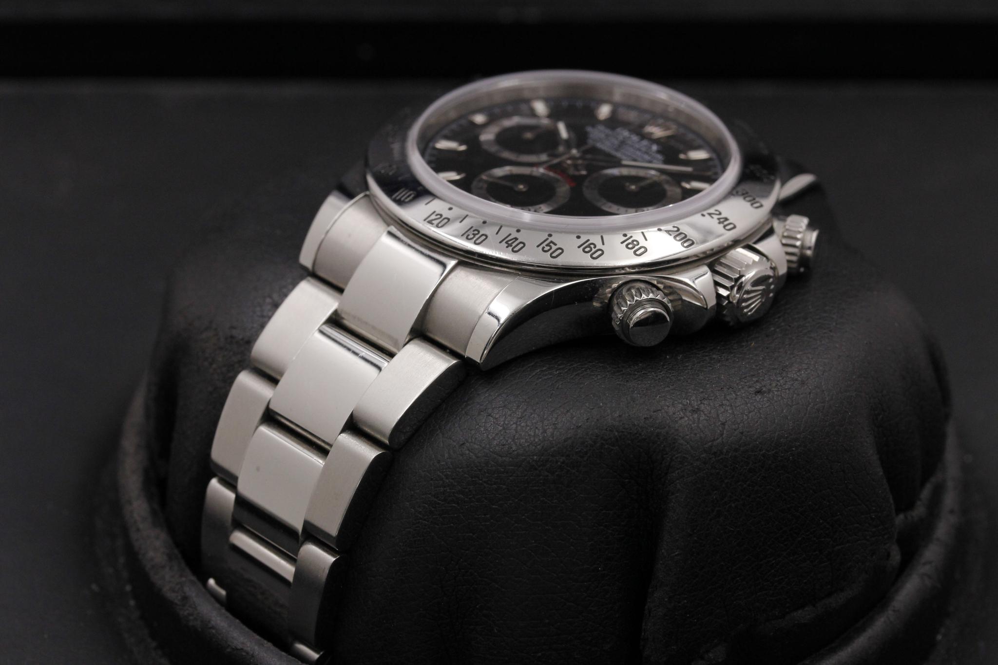 Watch Image 2