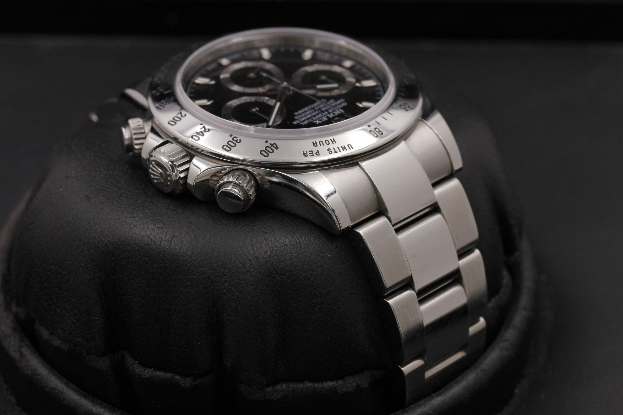 Watch Image 4
