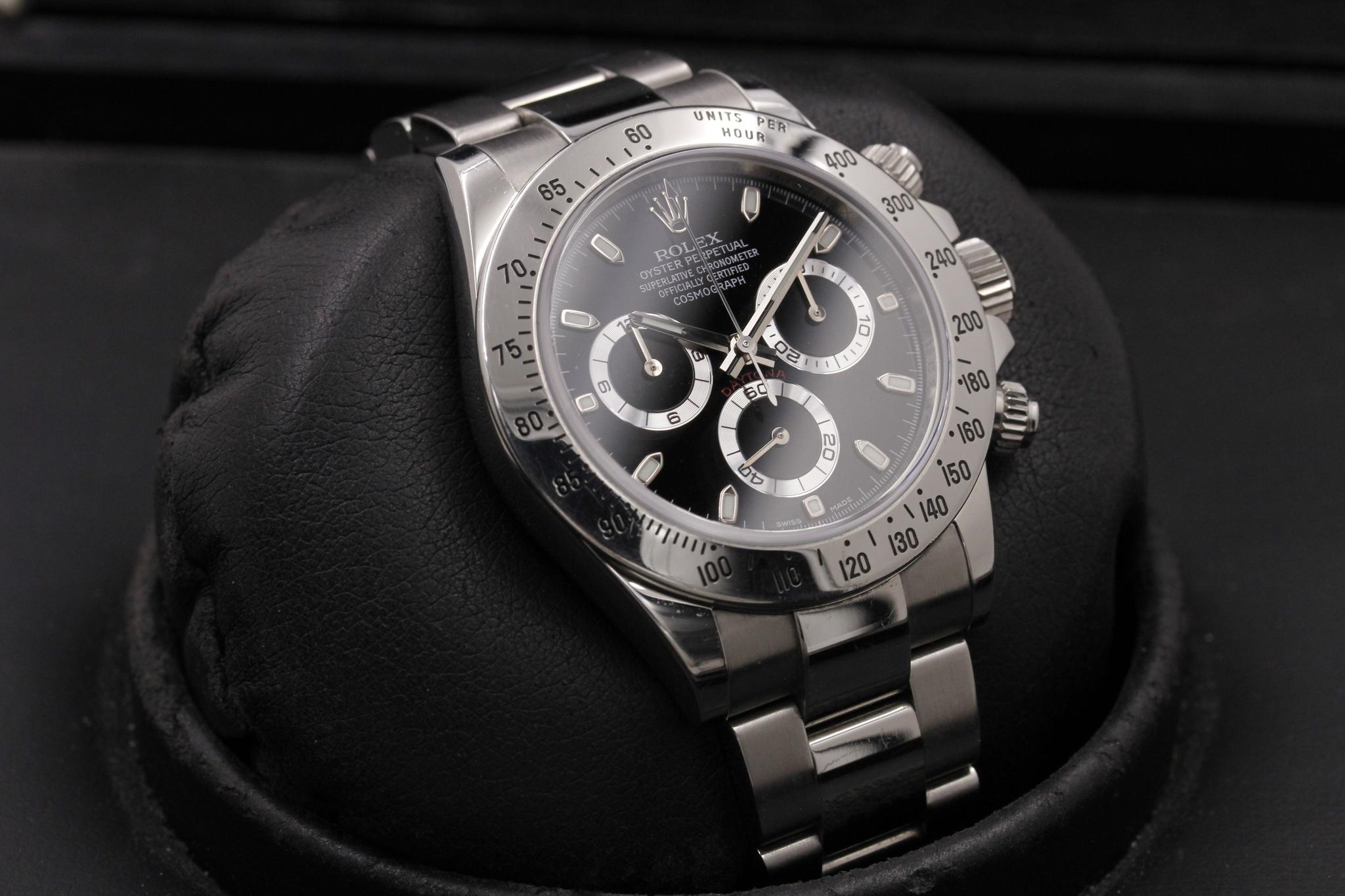 Watch Image 10