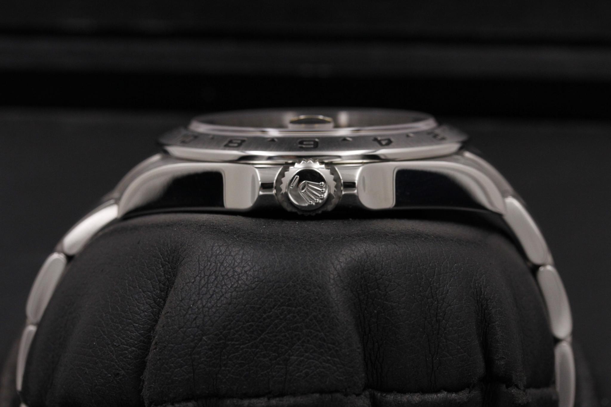 Watch Image 3