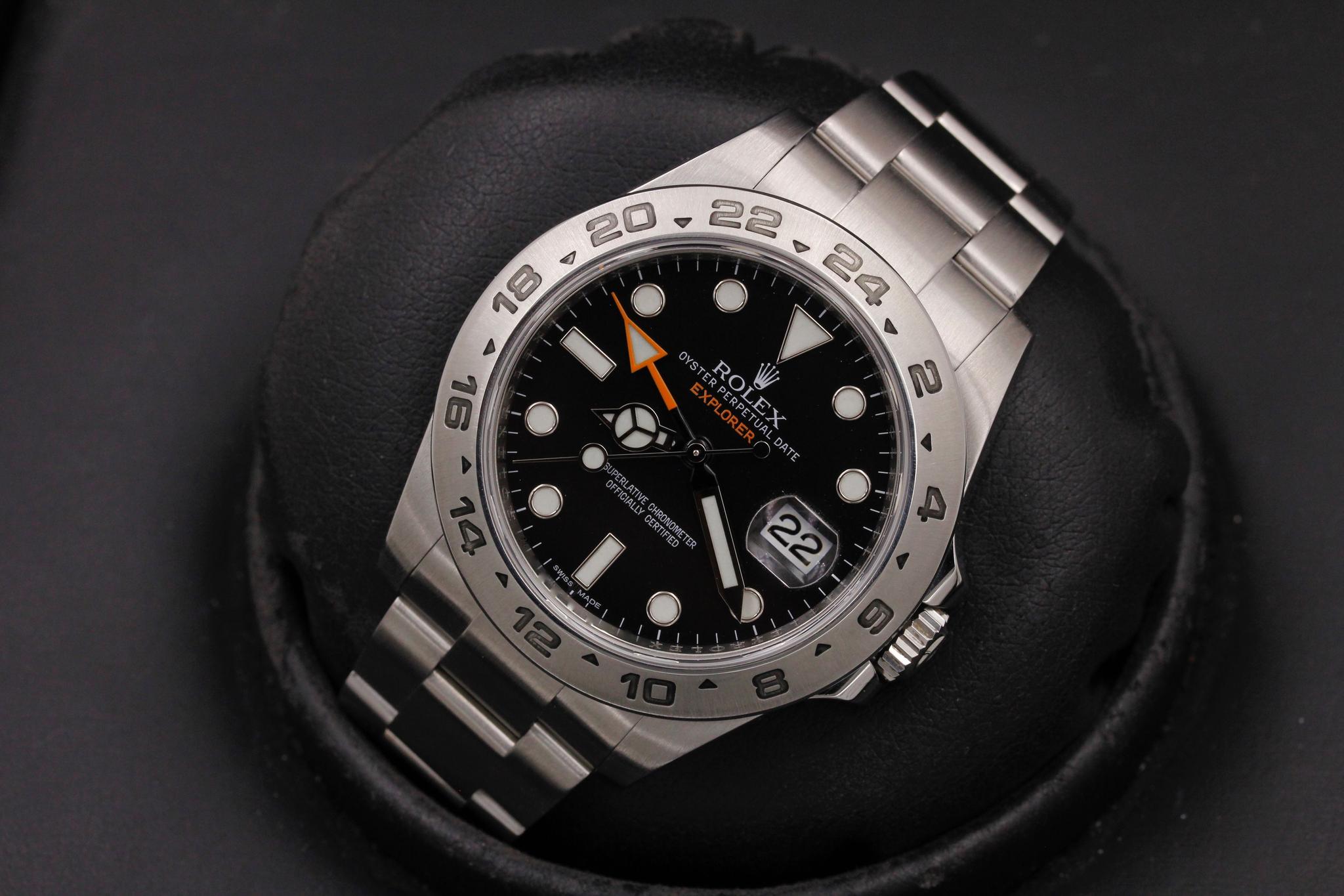 Watch Image 9