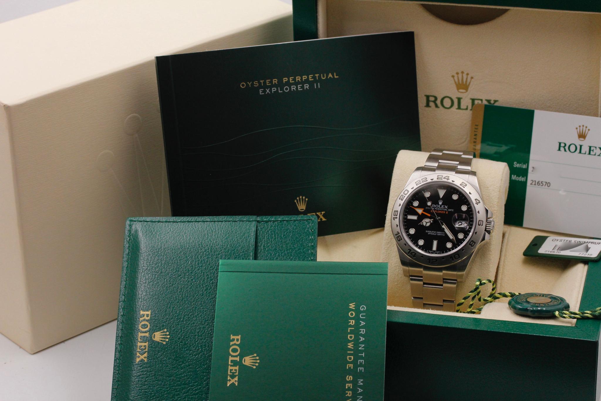 Watch Image 11