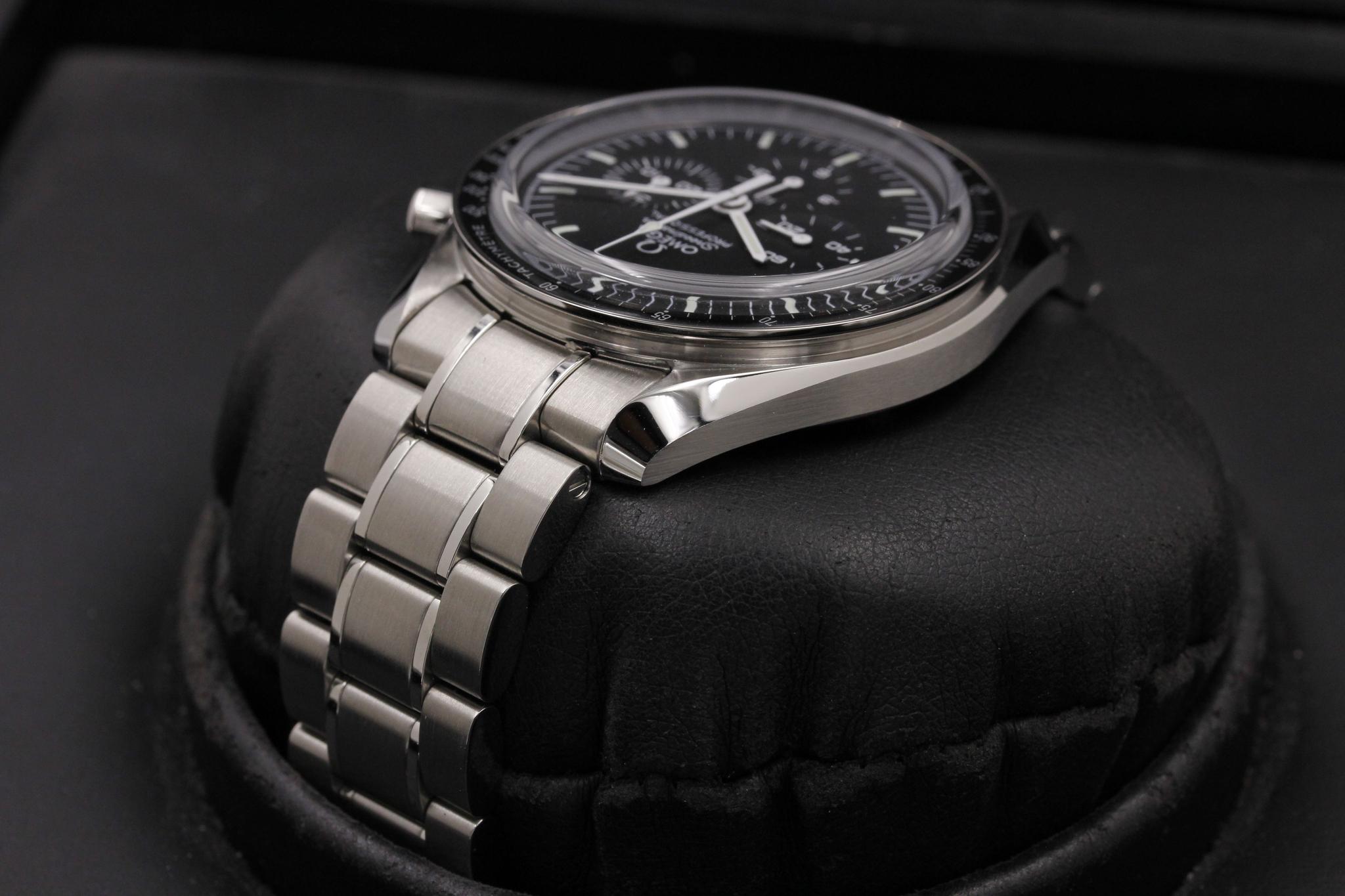 Watch Image 5