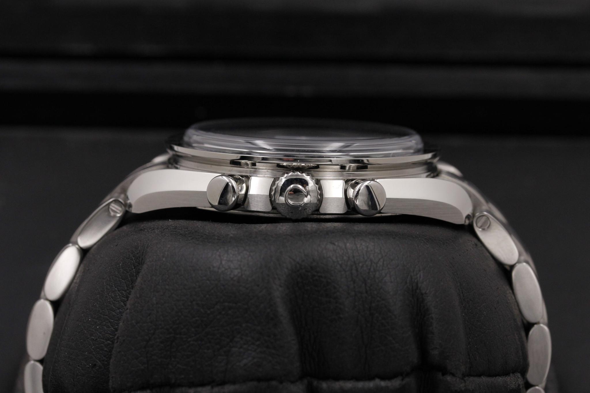 Watch Image 3
