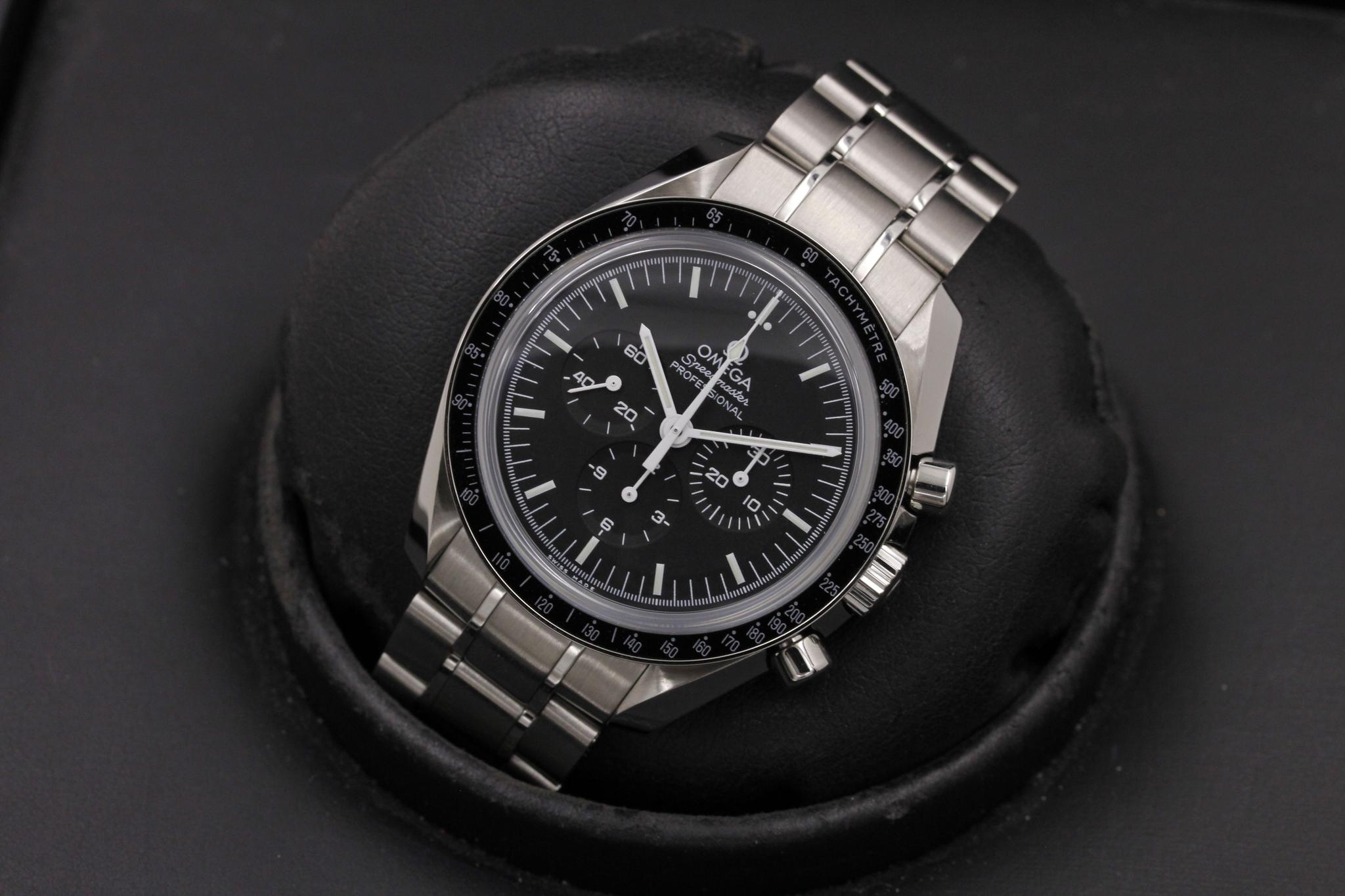 Watch Image 9