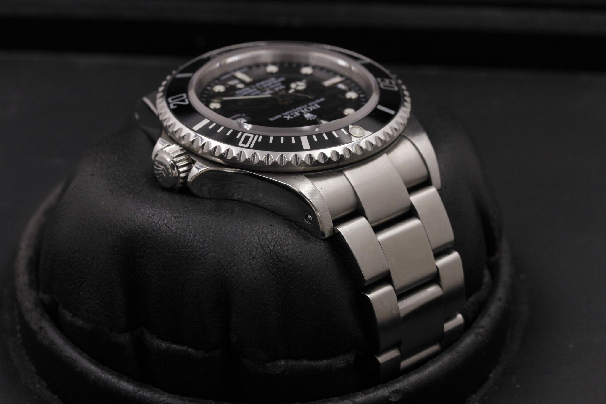 Watch Image 4