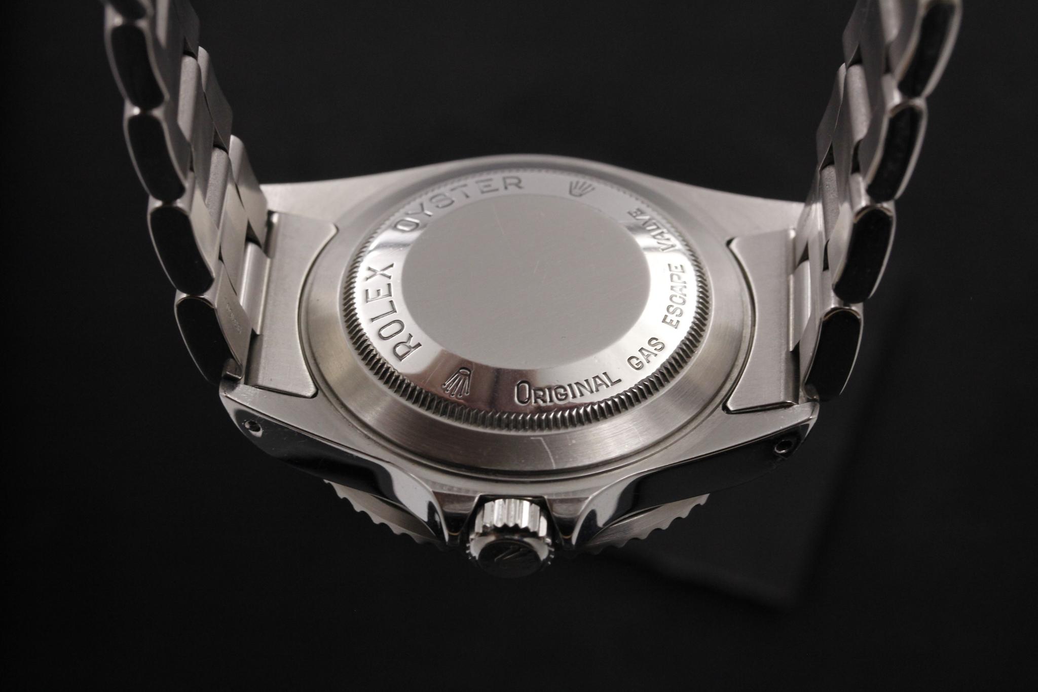 Watch Image 7