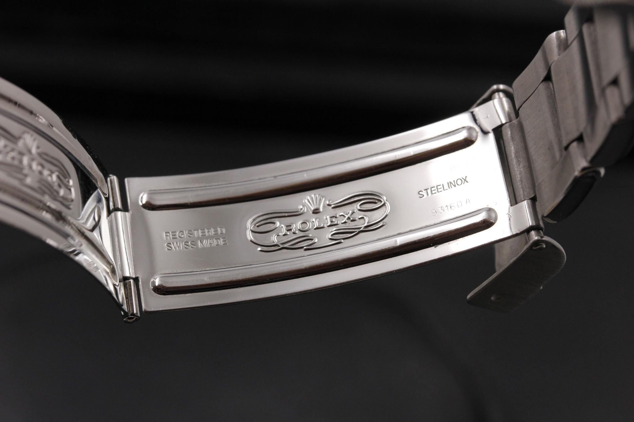 Watch Image 9