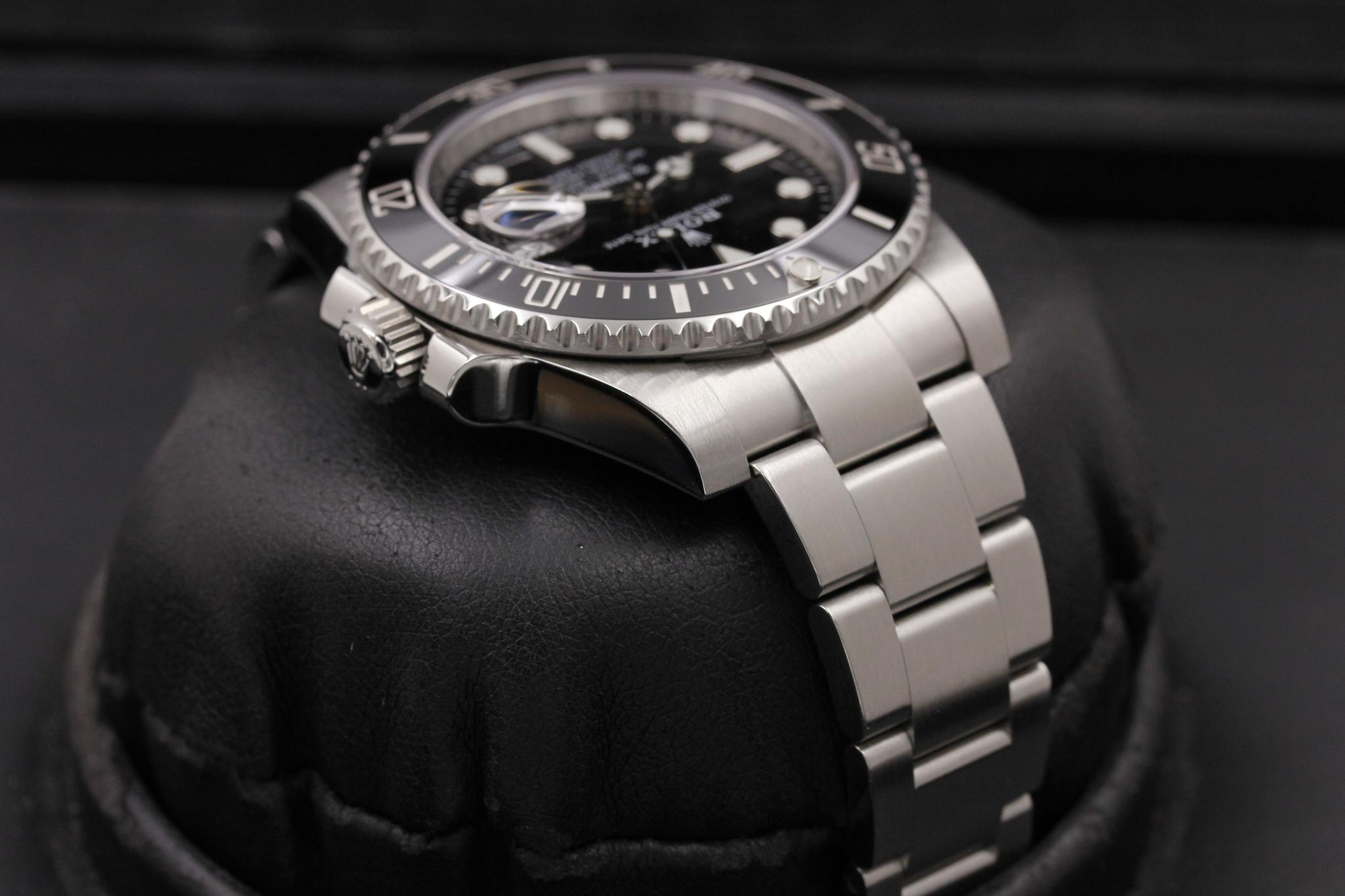 Watch Image 4