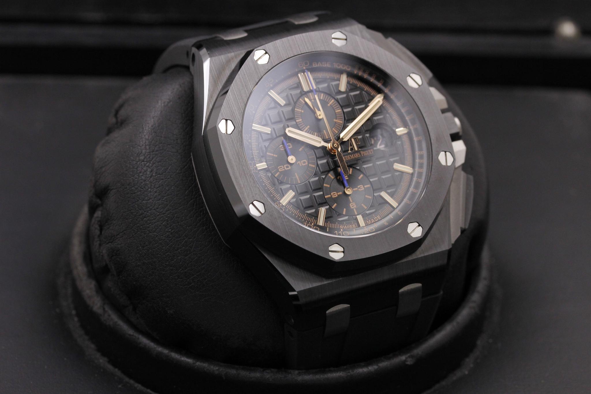 Watch Image 10