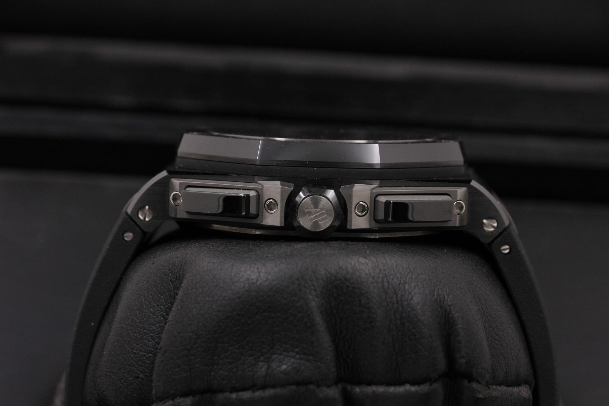 Watch Image 3