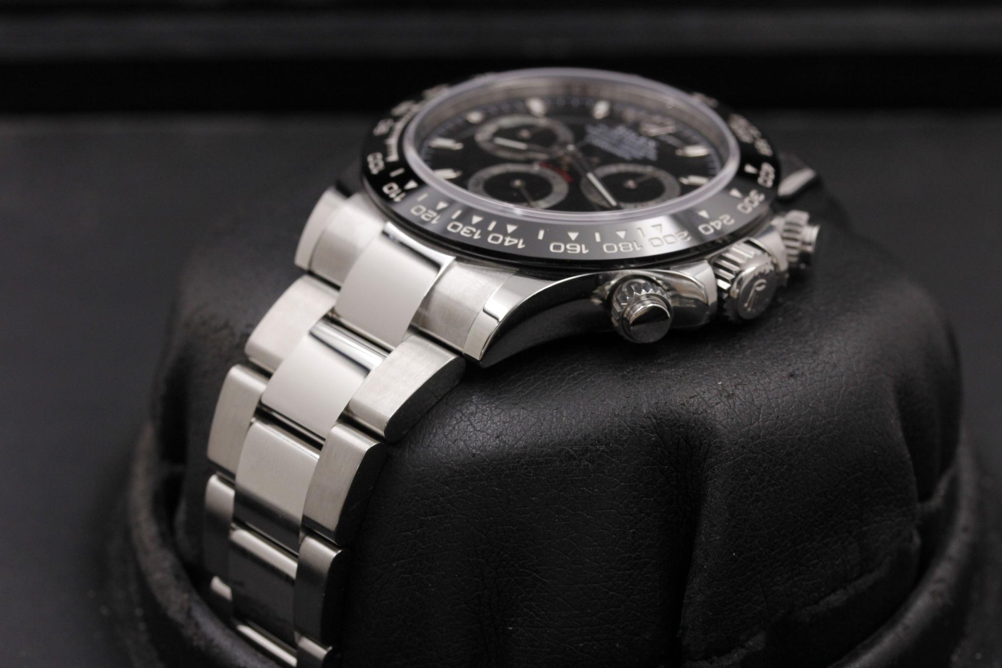 Watch Image 2
