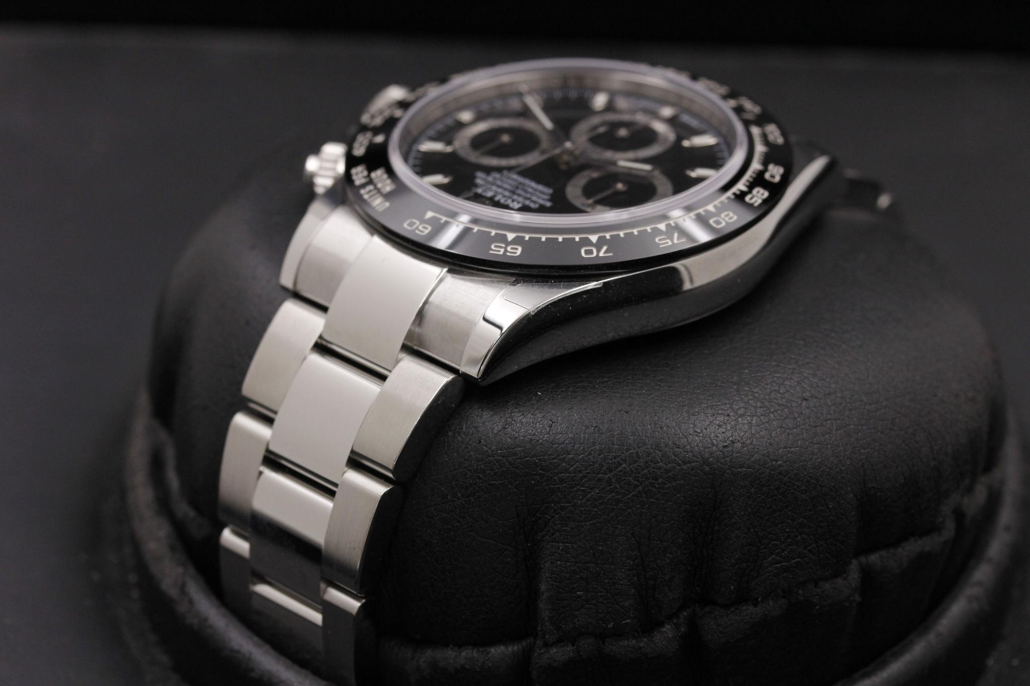Watch Image 5