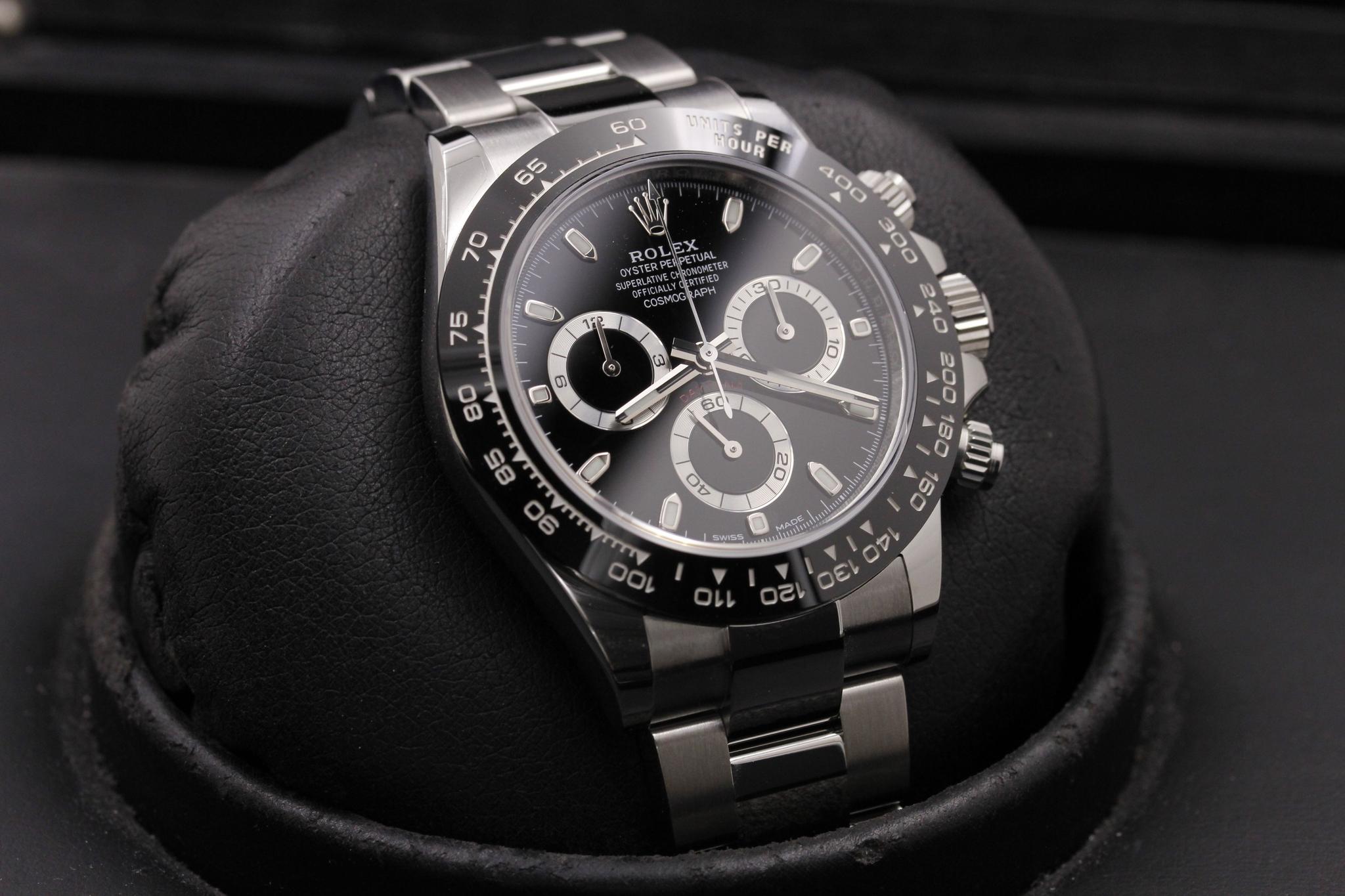Watch Image 10