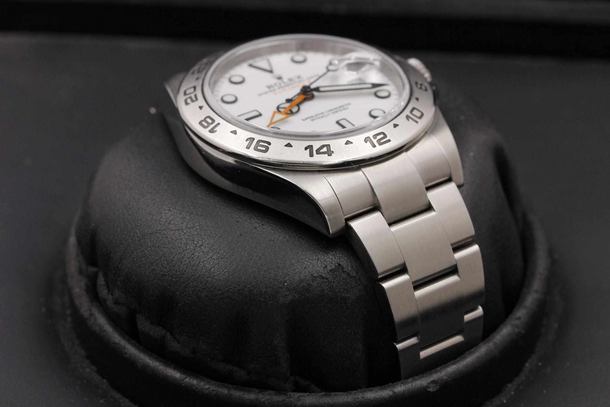 Watch Image 6