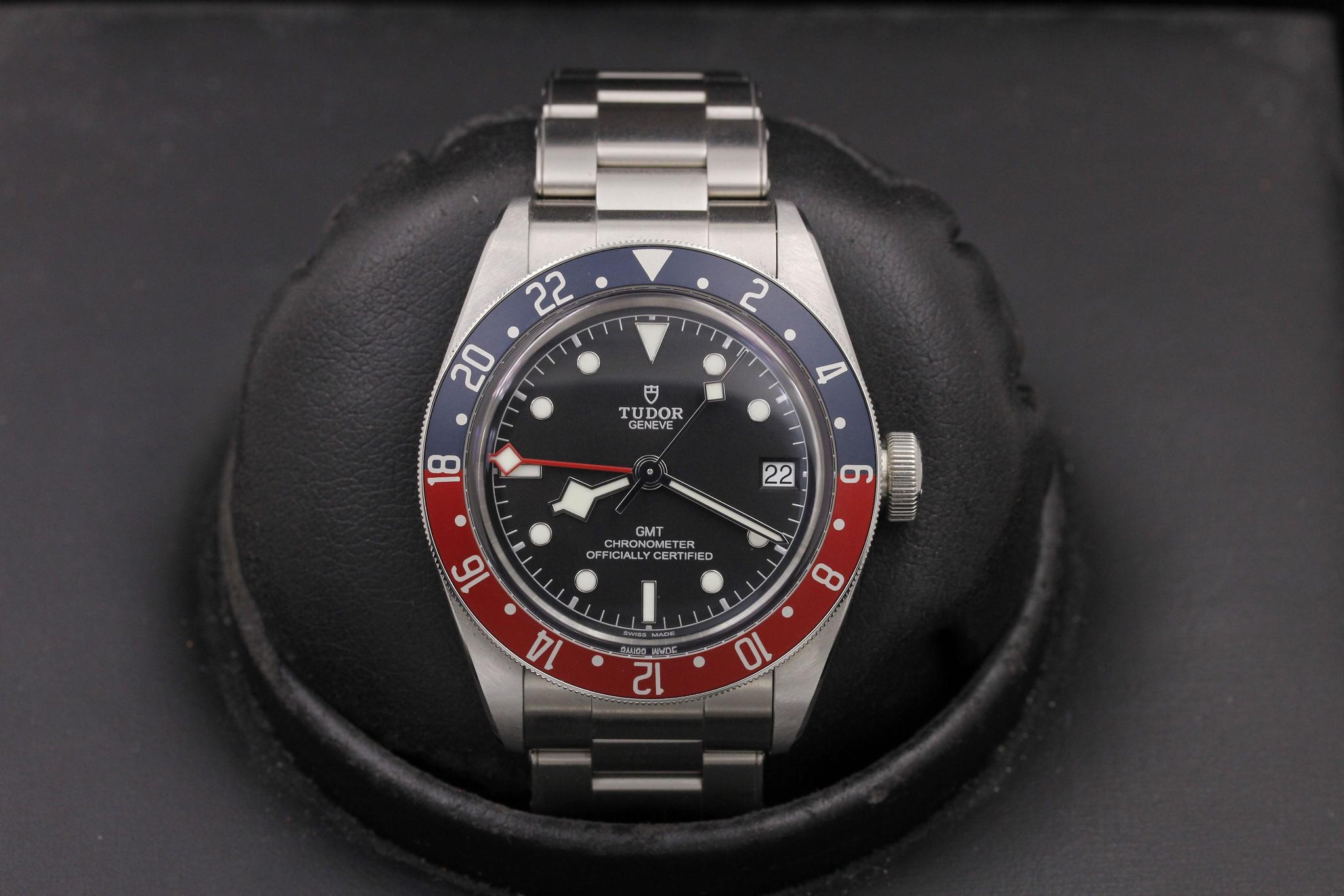 Watch Image 1
