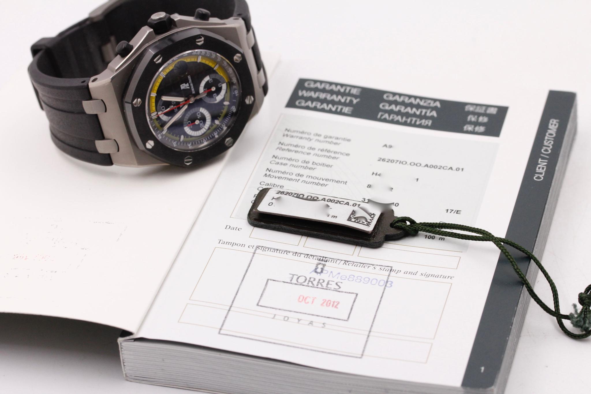 Watch Image 11