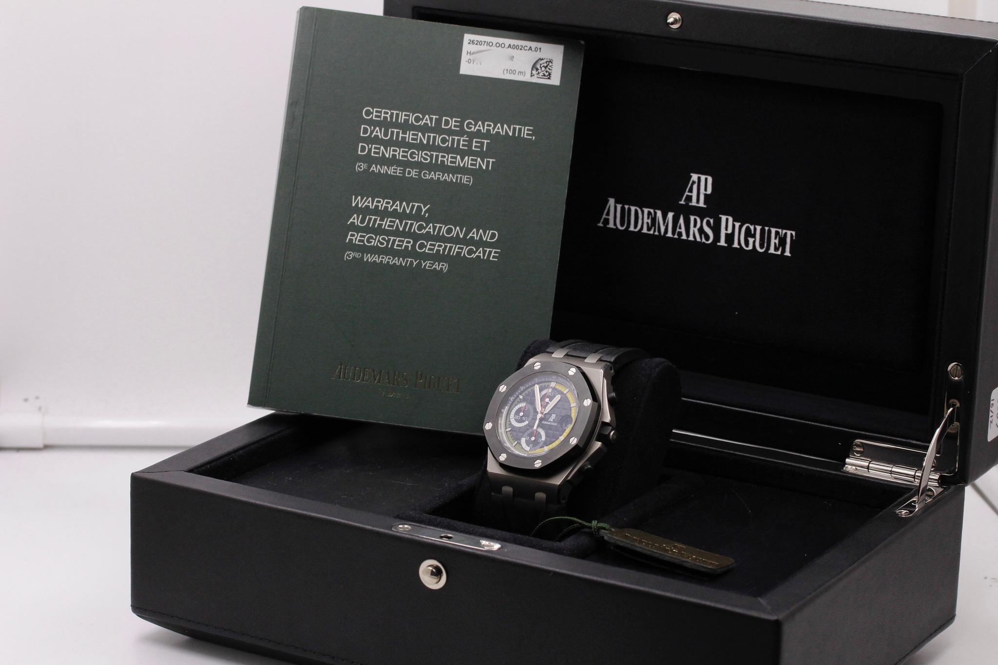 Watch Image 12