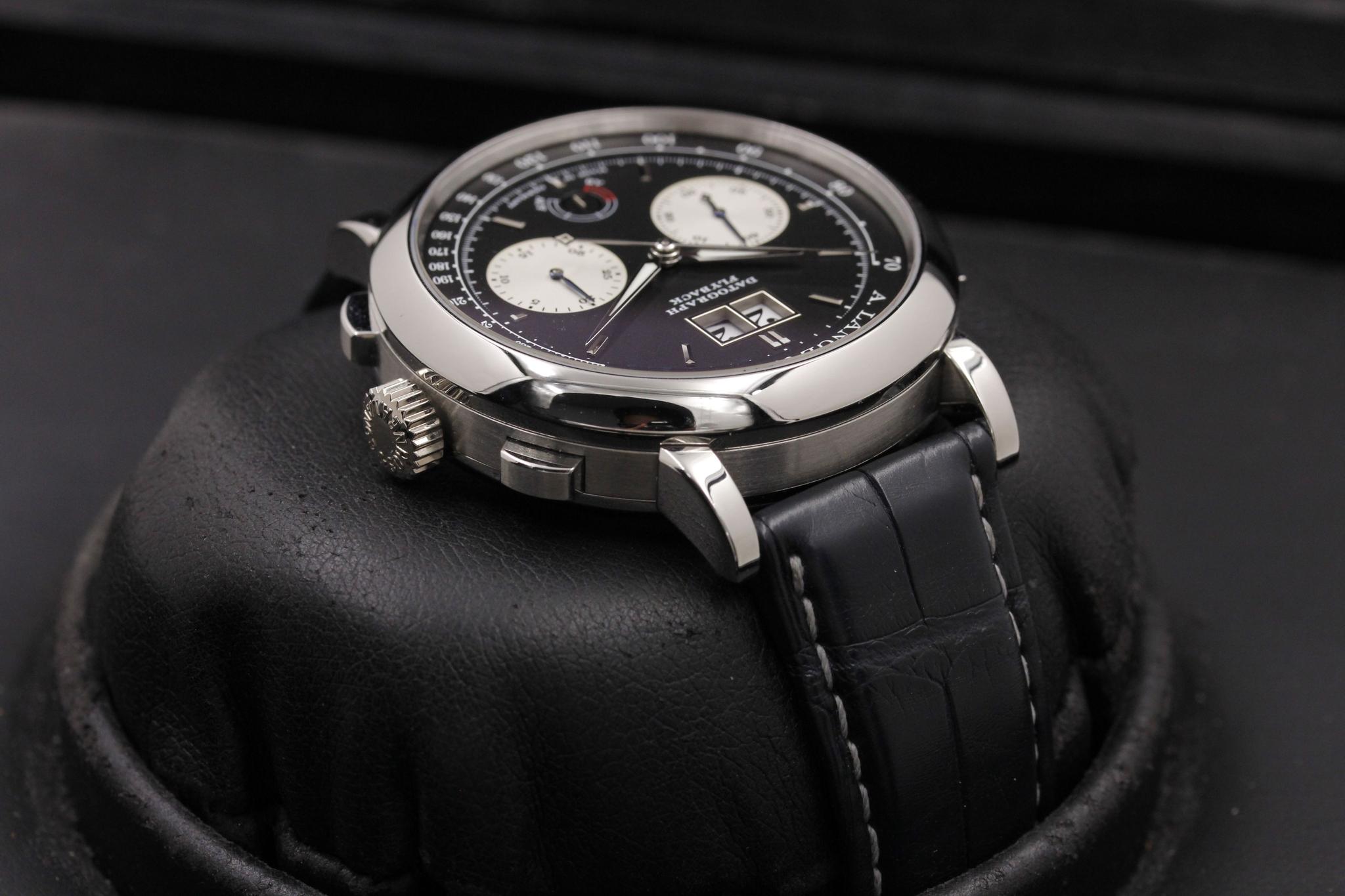 Watch Image 4