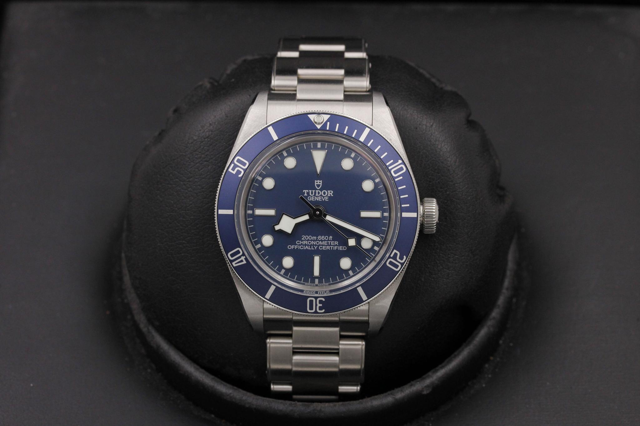 Watch Image 1