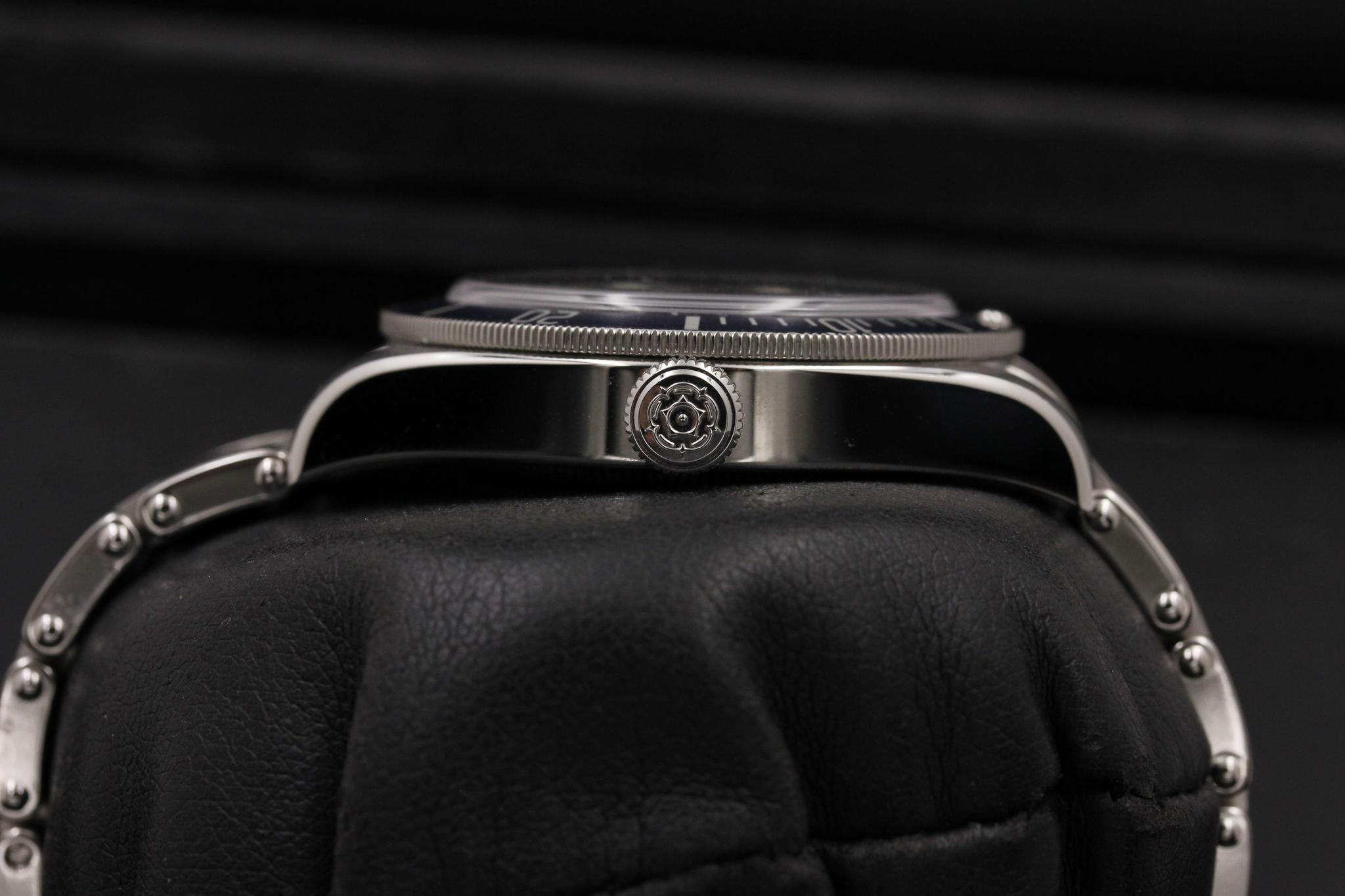 Watch Image 3