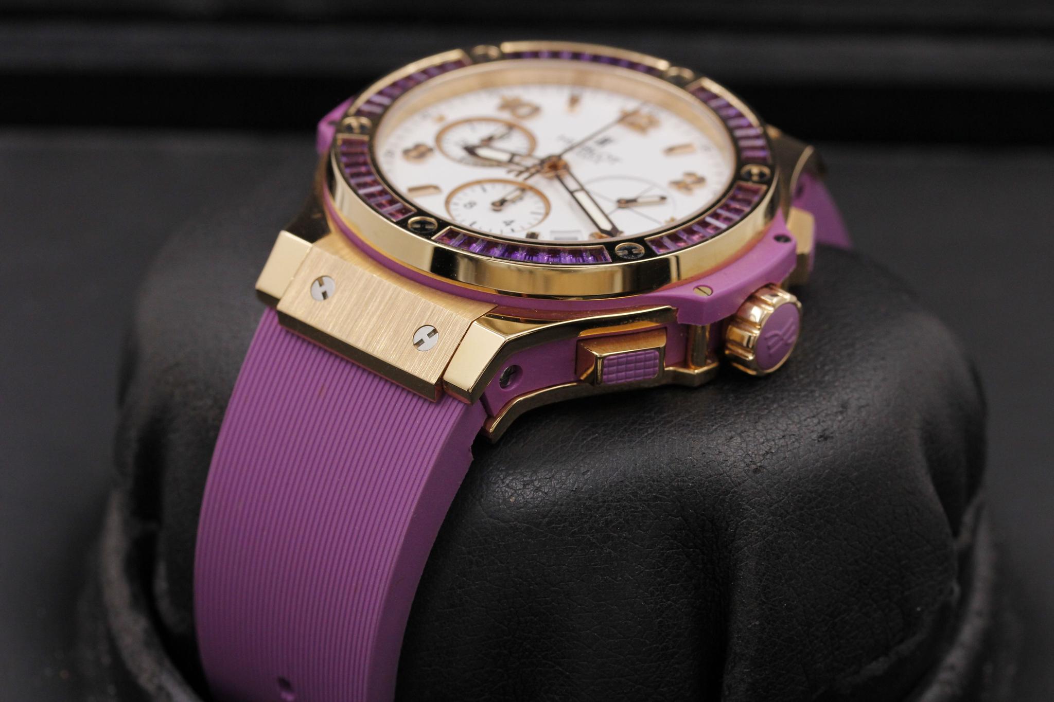 Watch Image 2