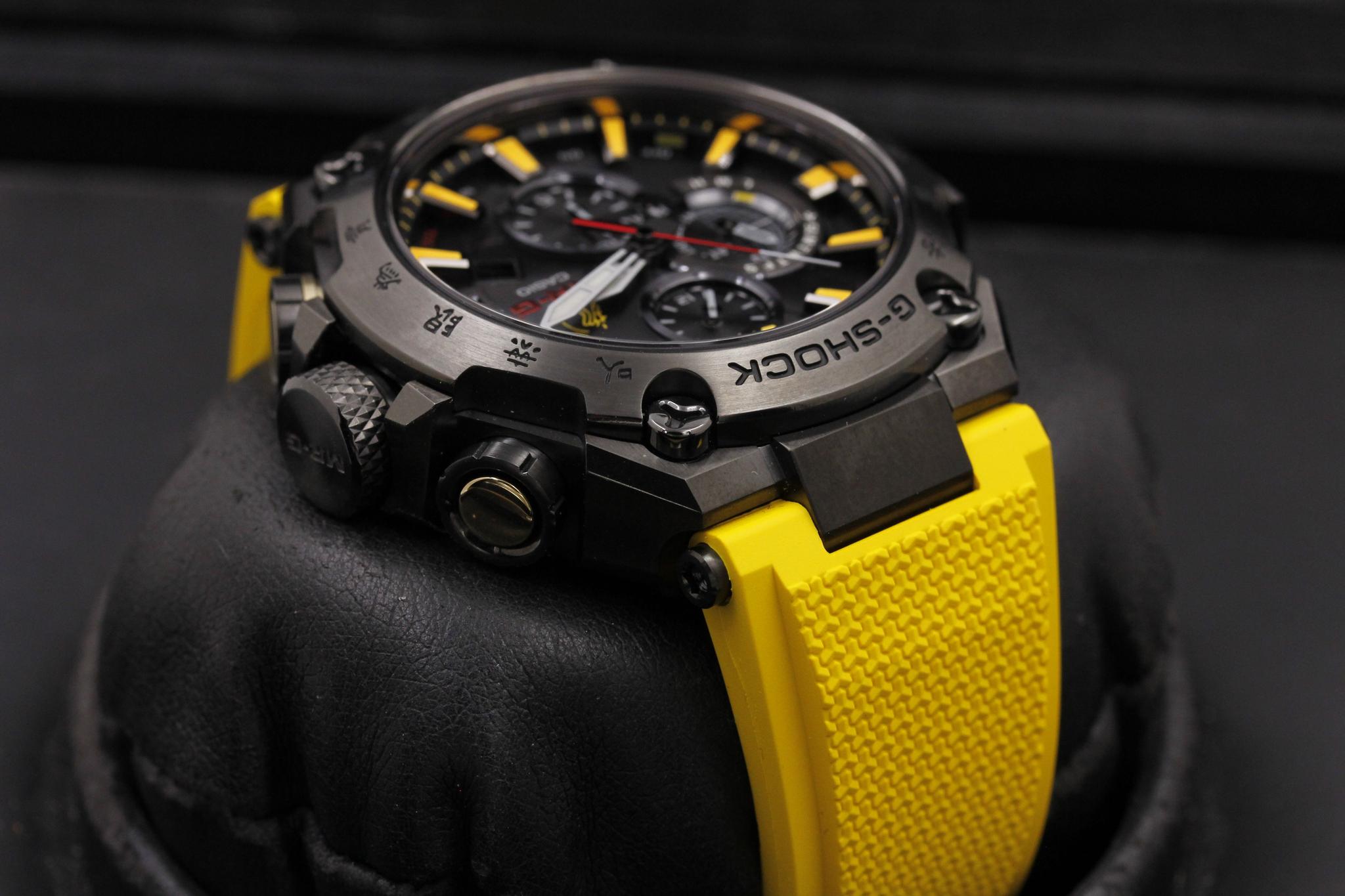 Watch Image 4