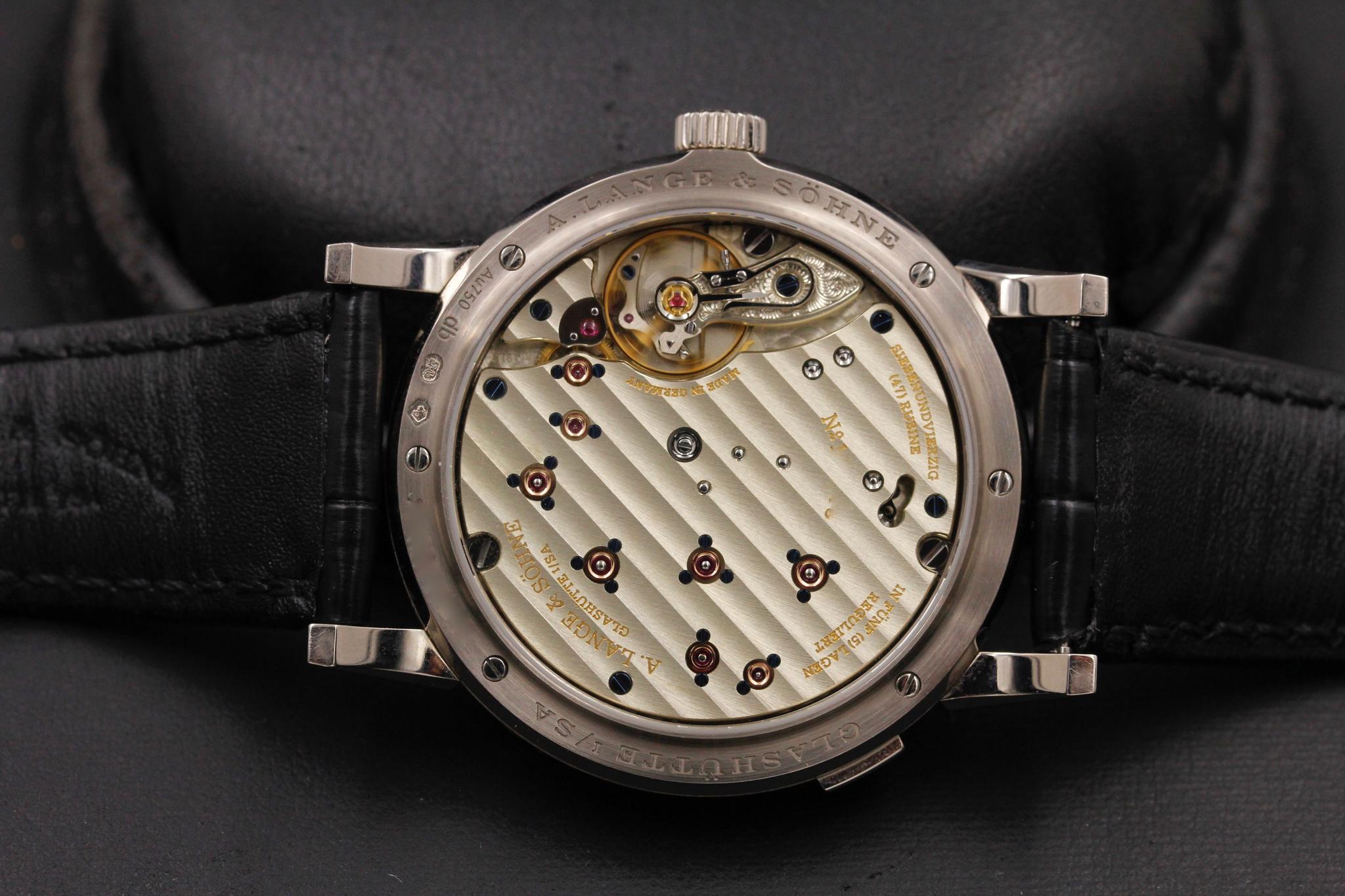 Watch Image 7