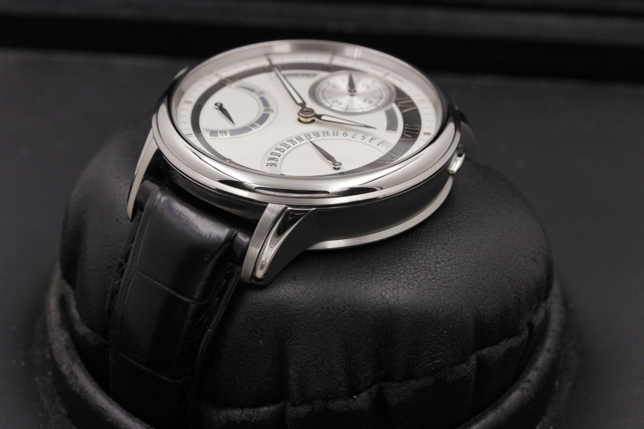 Watch Image 5