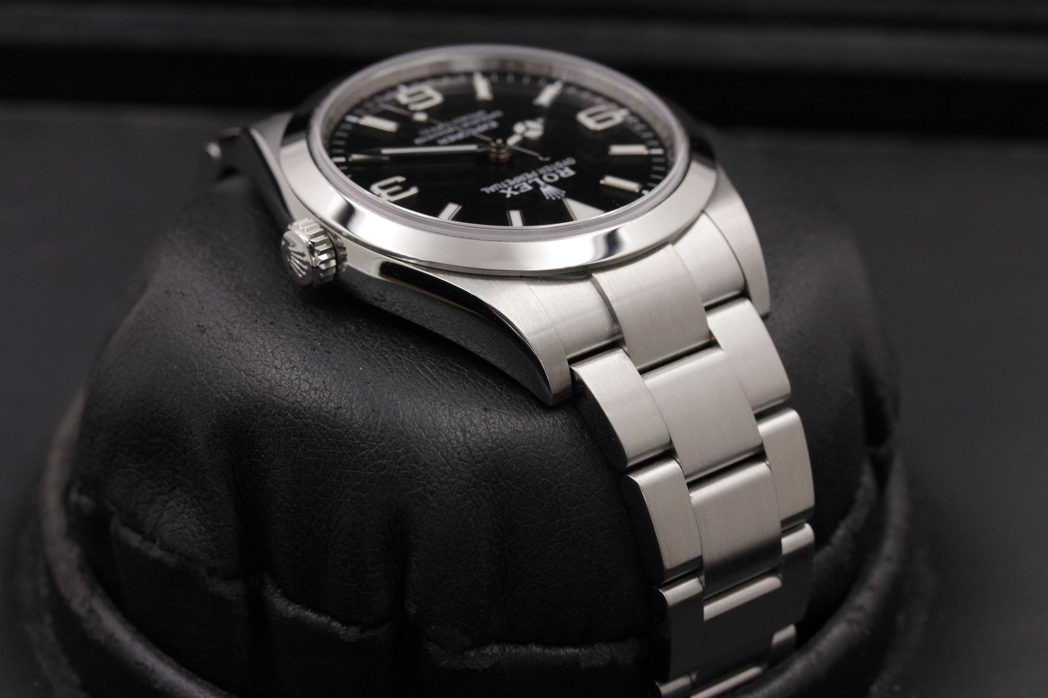 Watch Image 4