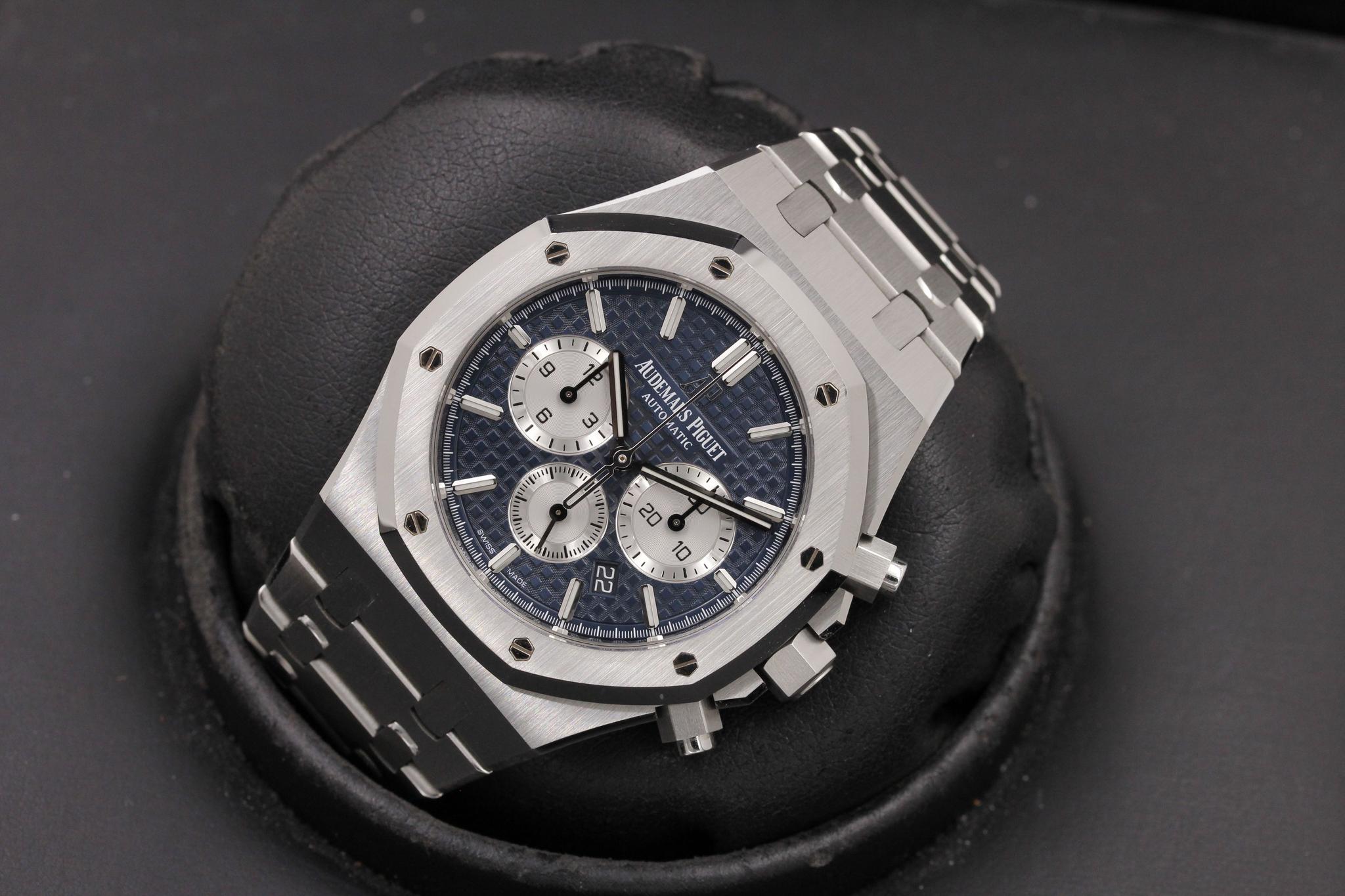 Watch Image 8