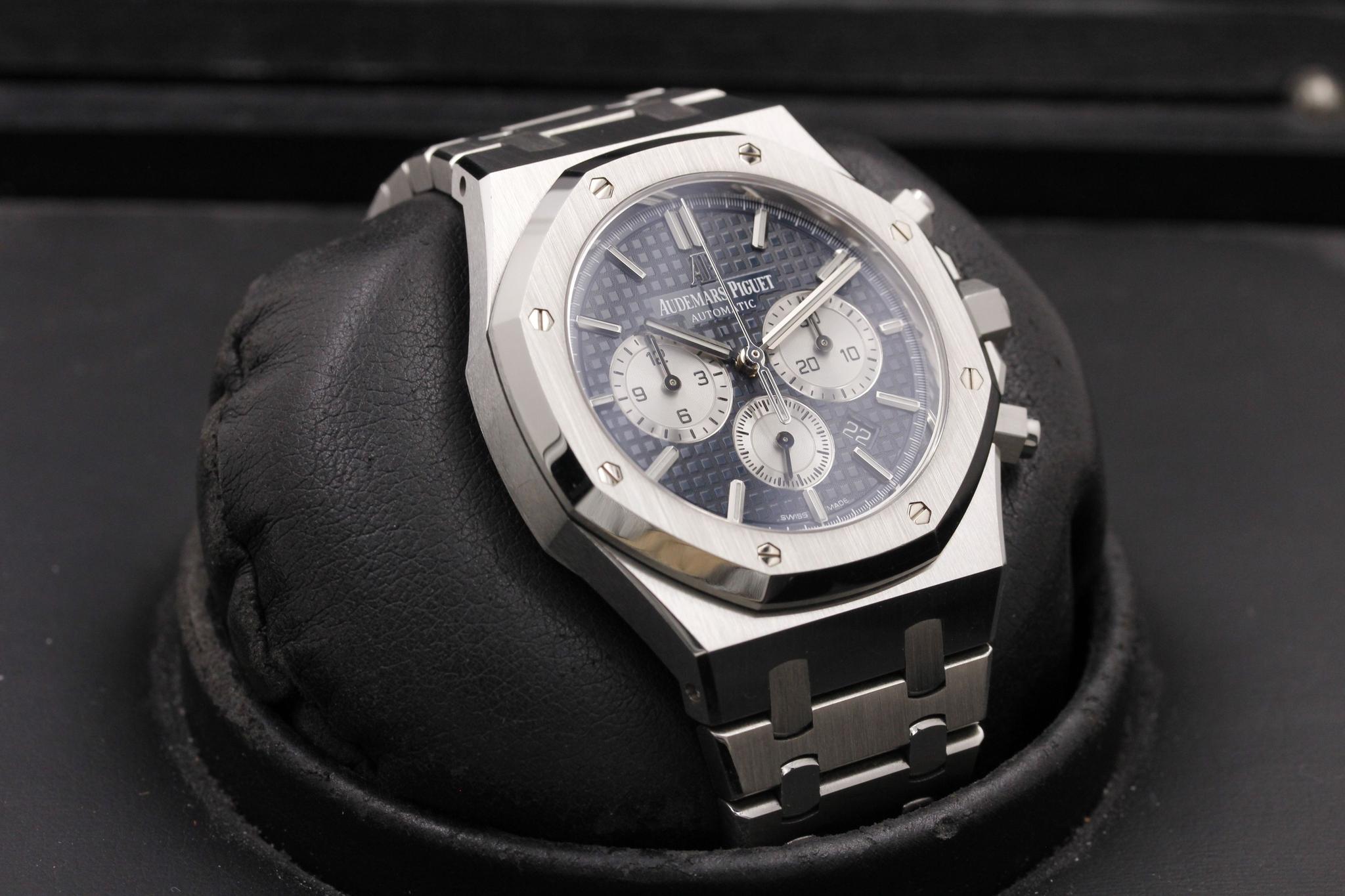 Watch Image 9