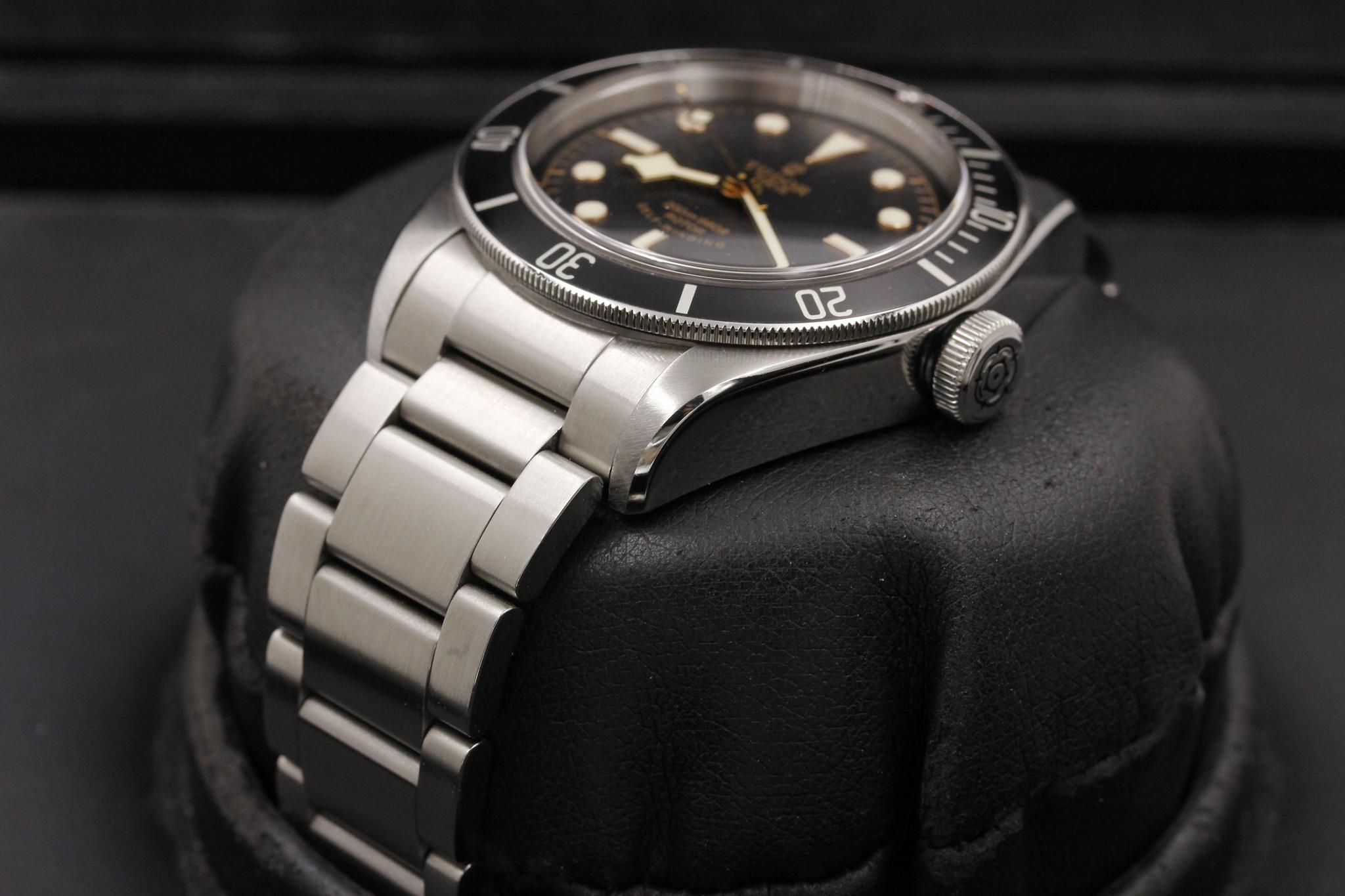 Watch Image 2