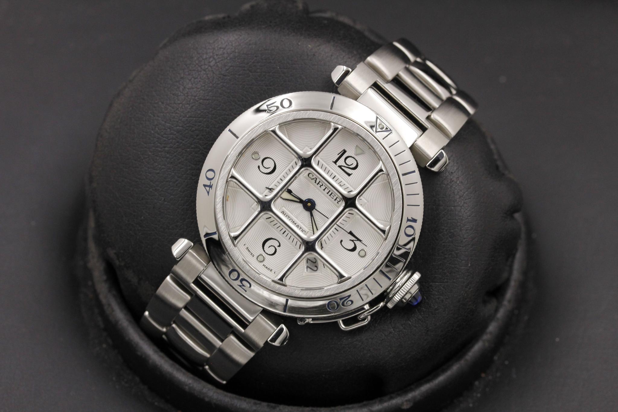 Watch Image 9