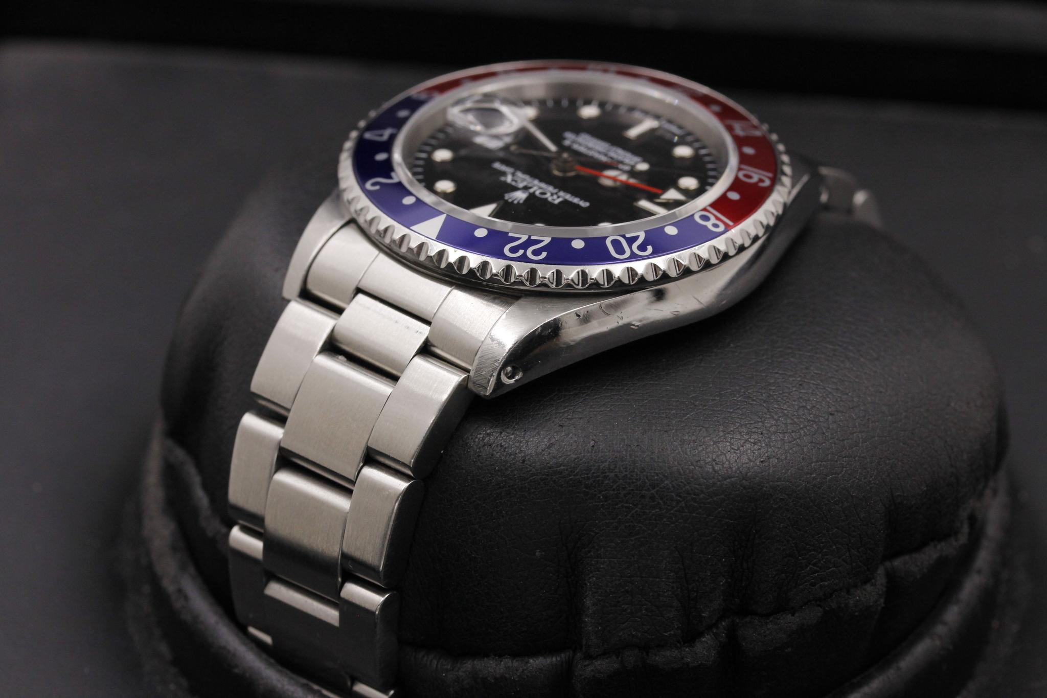 Watch Image 5