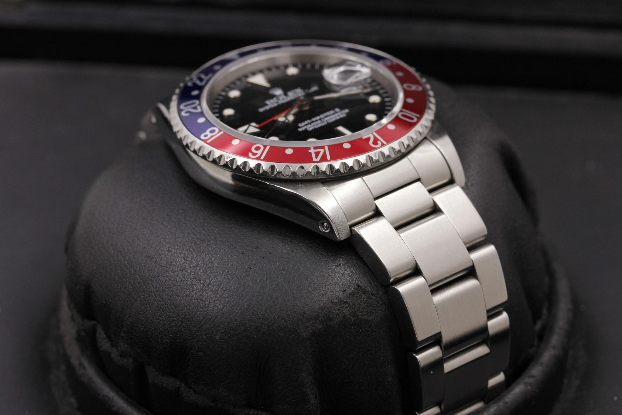 Watch Image 6