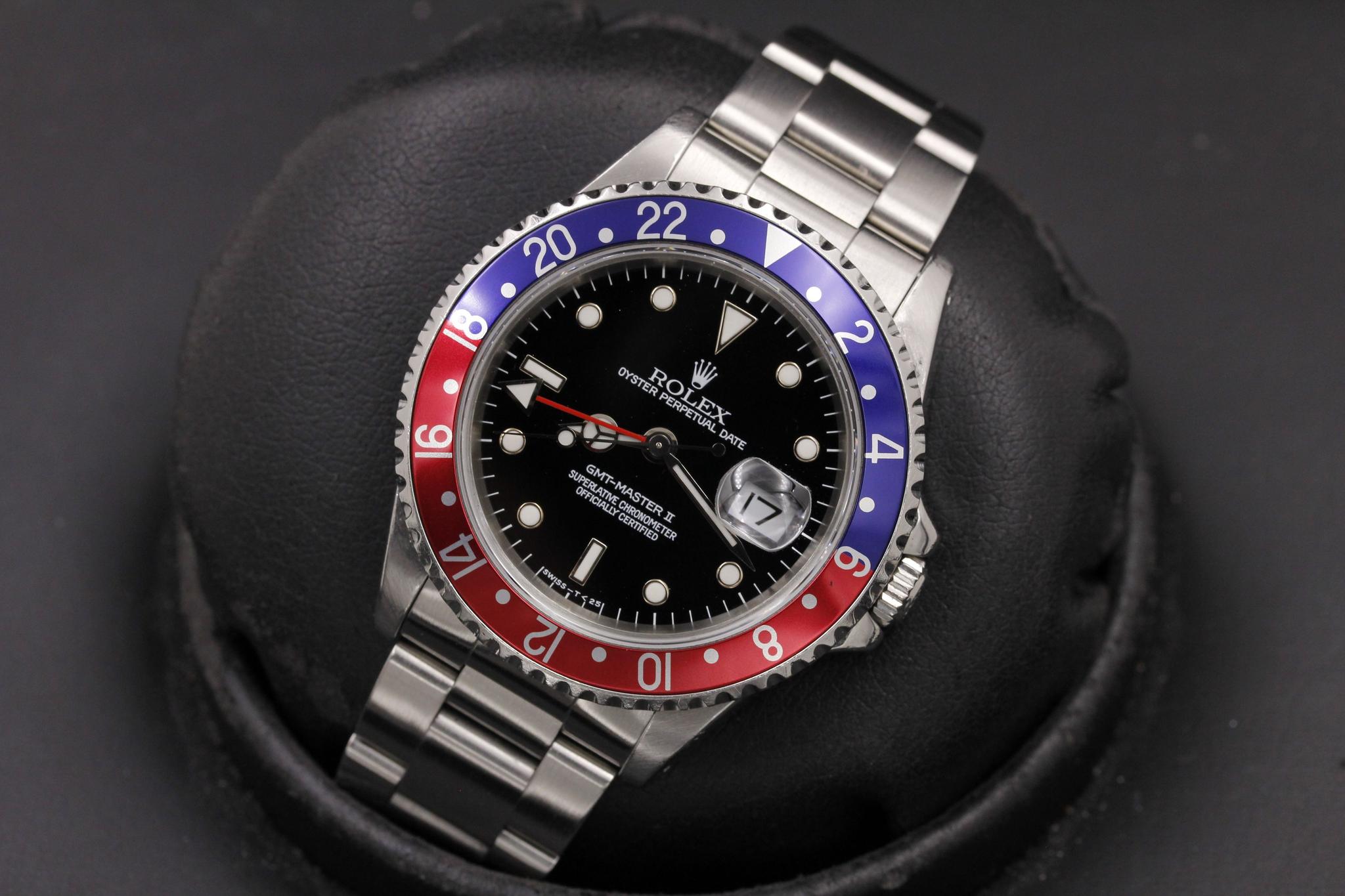 Watch Image 10