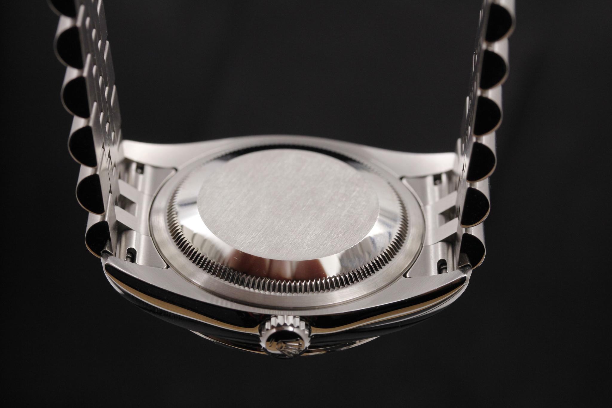 Watch Image 7