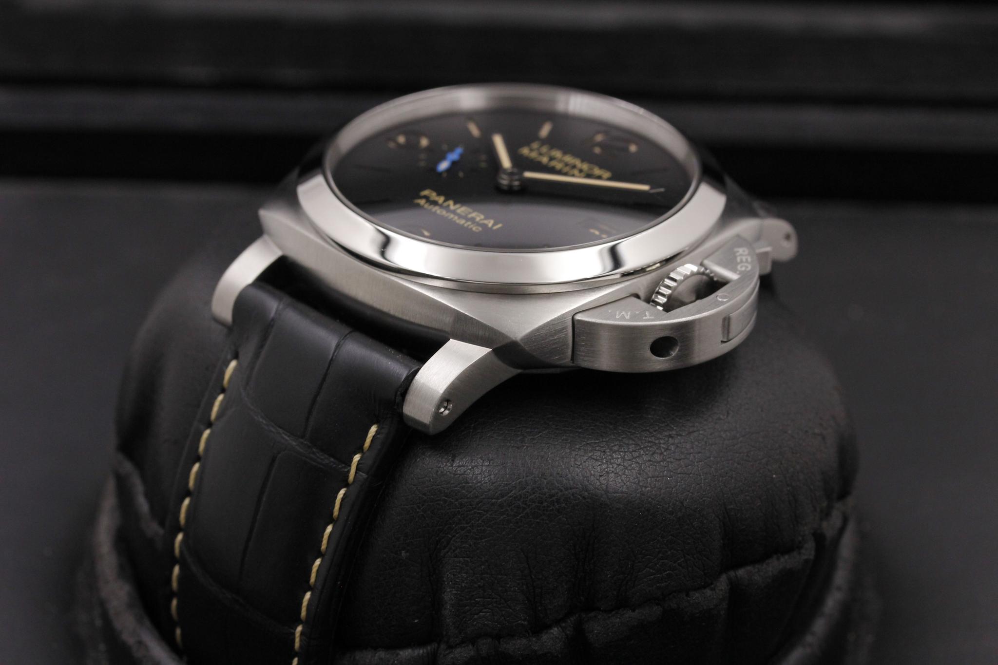 Watch Image 2